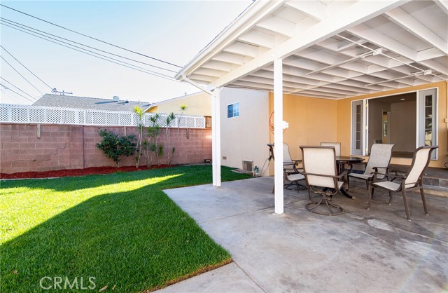 Lakewood, California, 90712, United States, 3 Bedrooms Bedrooms, ,2 BathroomsBathrooms,Residential,For Sale,1986109