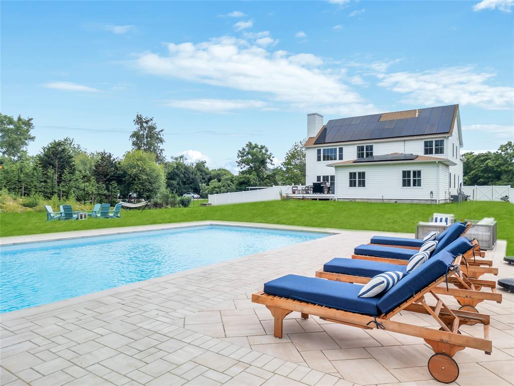 East Moriches, New York, 11940, United States, 4 Bedrooms Bedrooms, ,3 BathroomsBathrooms,Residential,For Sale,1901404