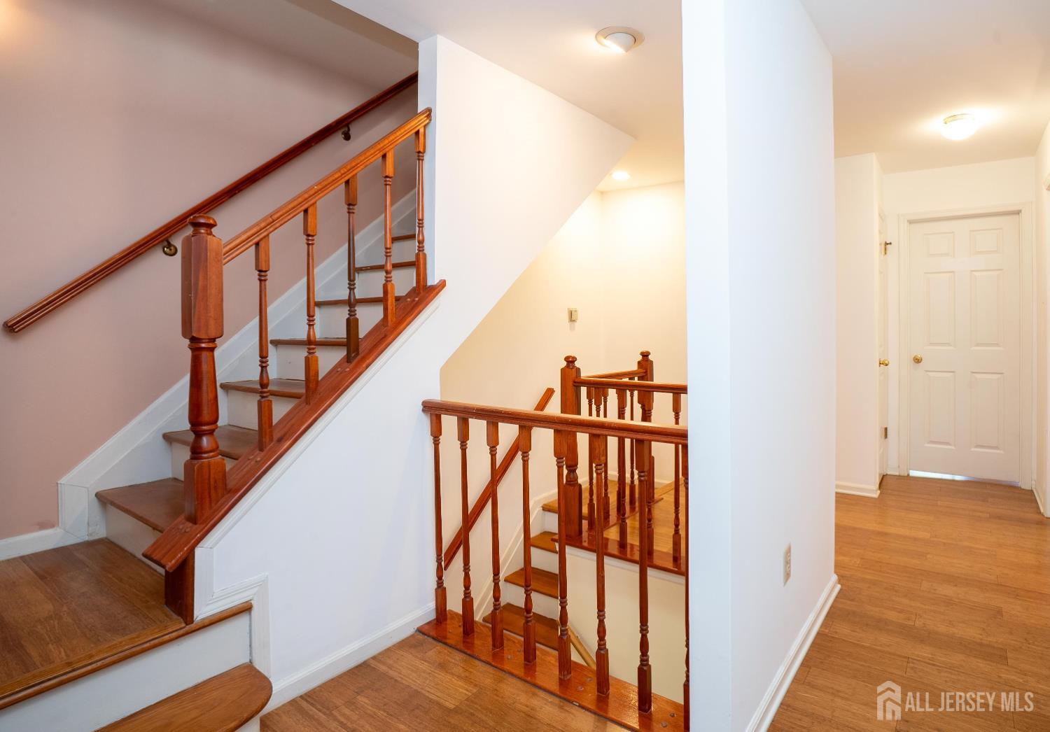 South Brunswick, New Jersey, 08824, United States, 3 Bedrooms Bedrooms, ,3 BathroomsBathrooms,Residential,For Sale,1980206