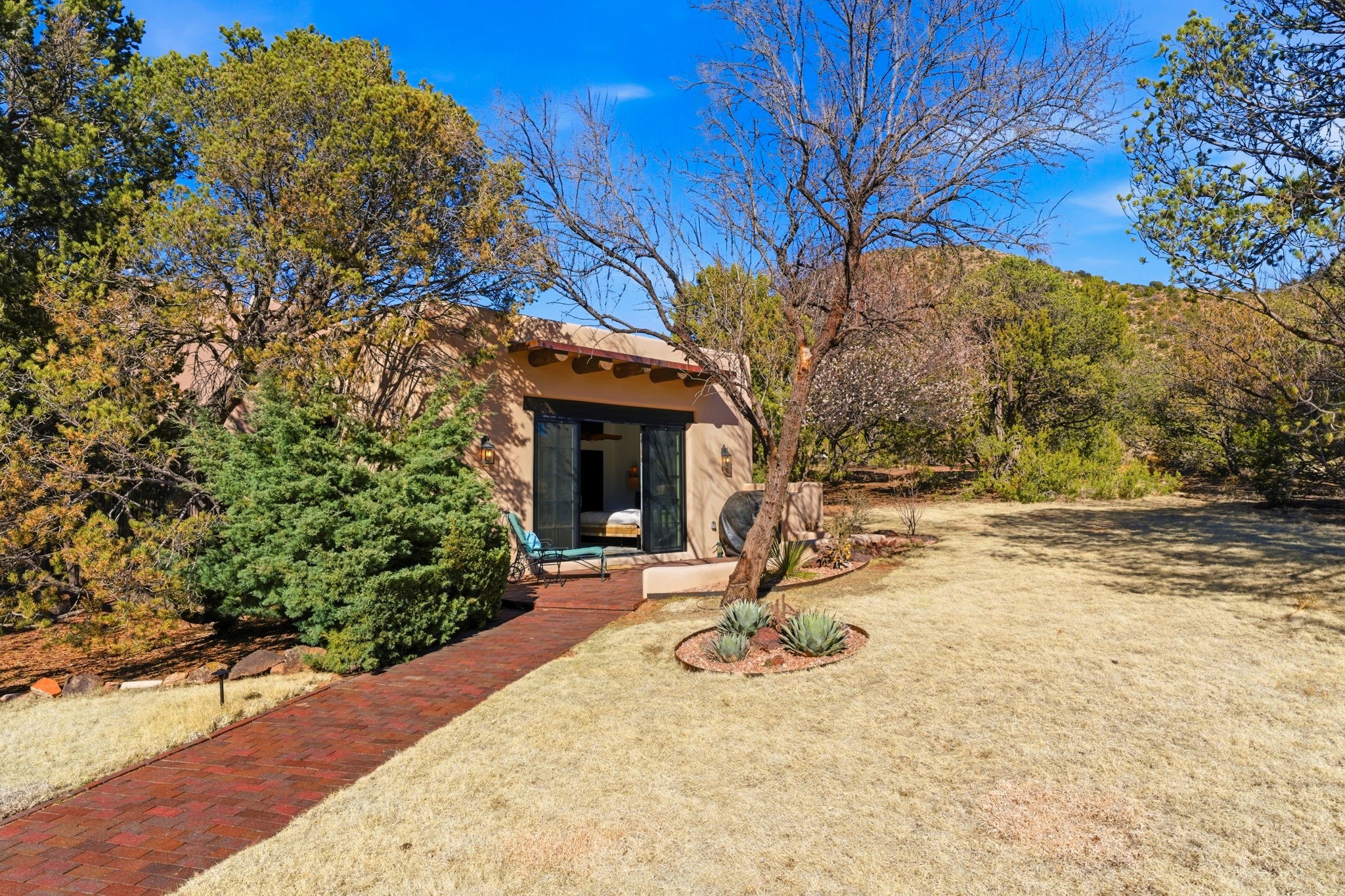  3881 Old Santa Fe Trail - 物件實景