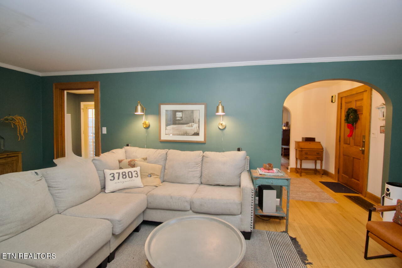 Maryville, Tennessee, 37803, United States, 4 Bedrooms Bedrooms, ,3 BathroomsBathrooms,Residential,For Sale,1989272