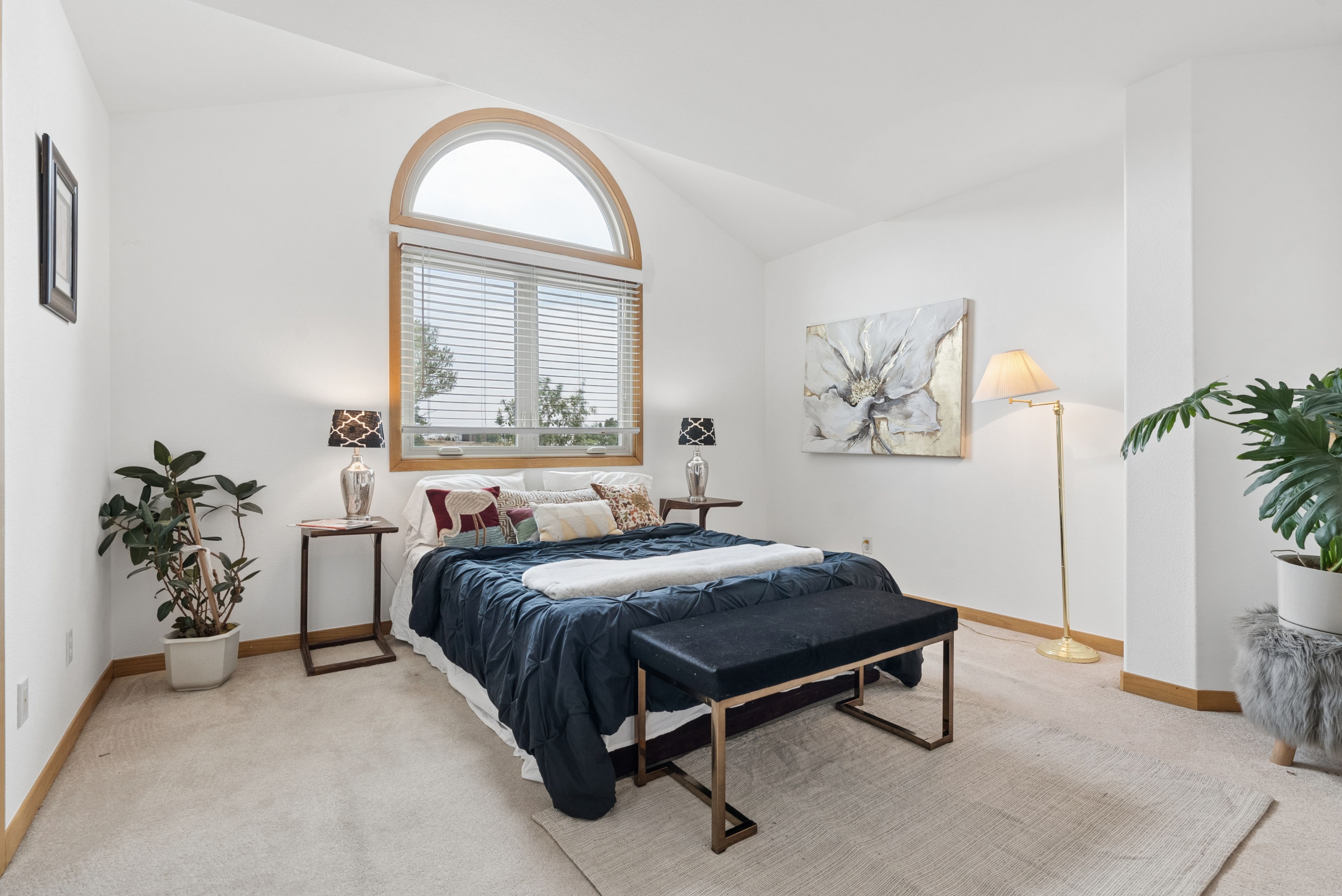  Custom Built Home on a Rolling 1.5 Acre Lot in Highly Desired Paradise Hills - 物件實景
