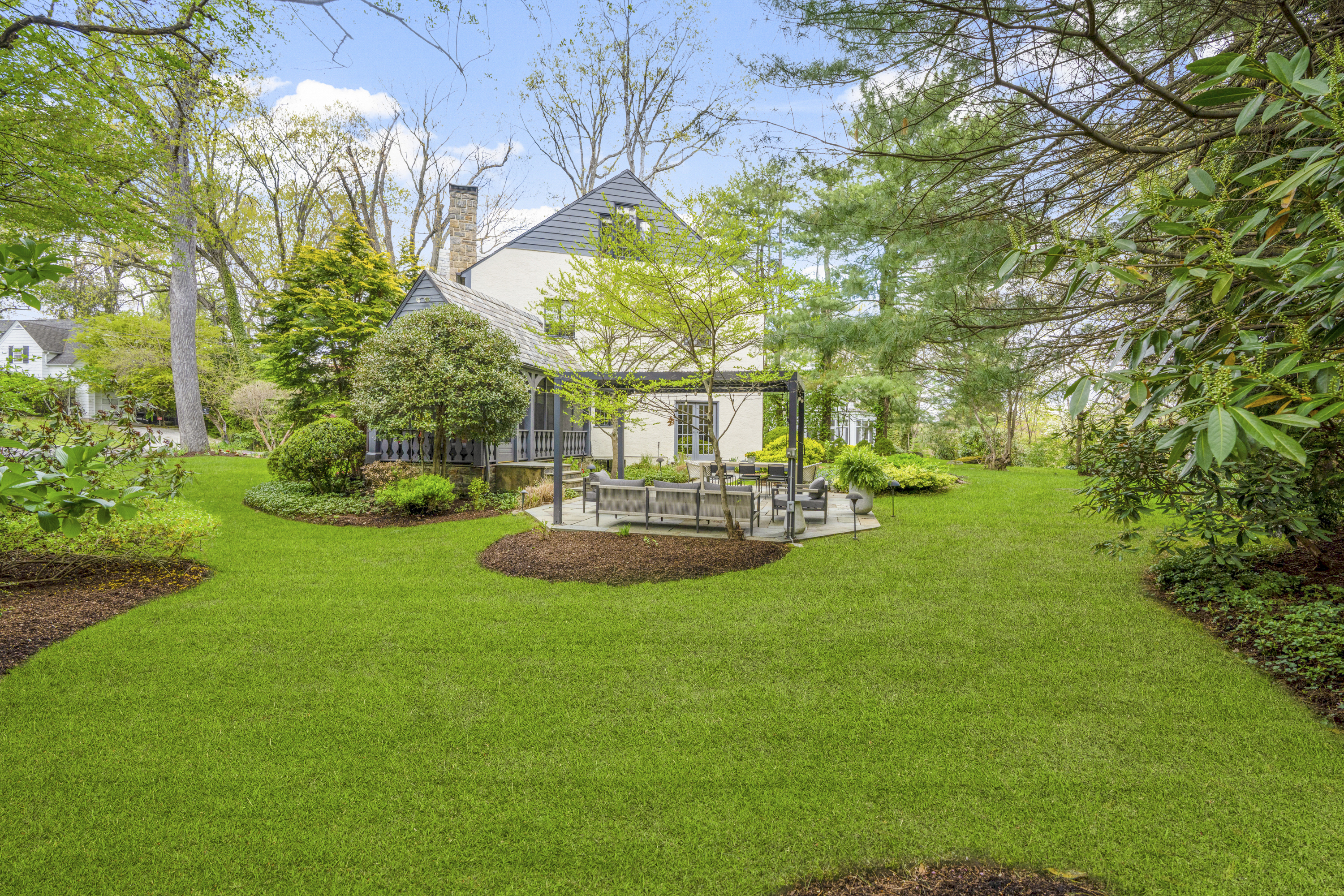  Sophisticated Larchmont Tudor - 物件實景