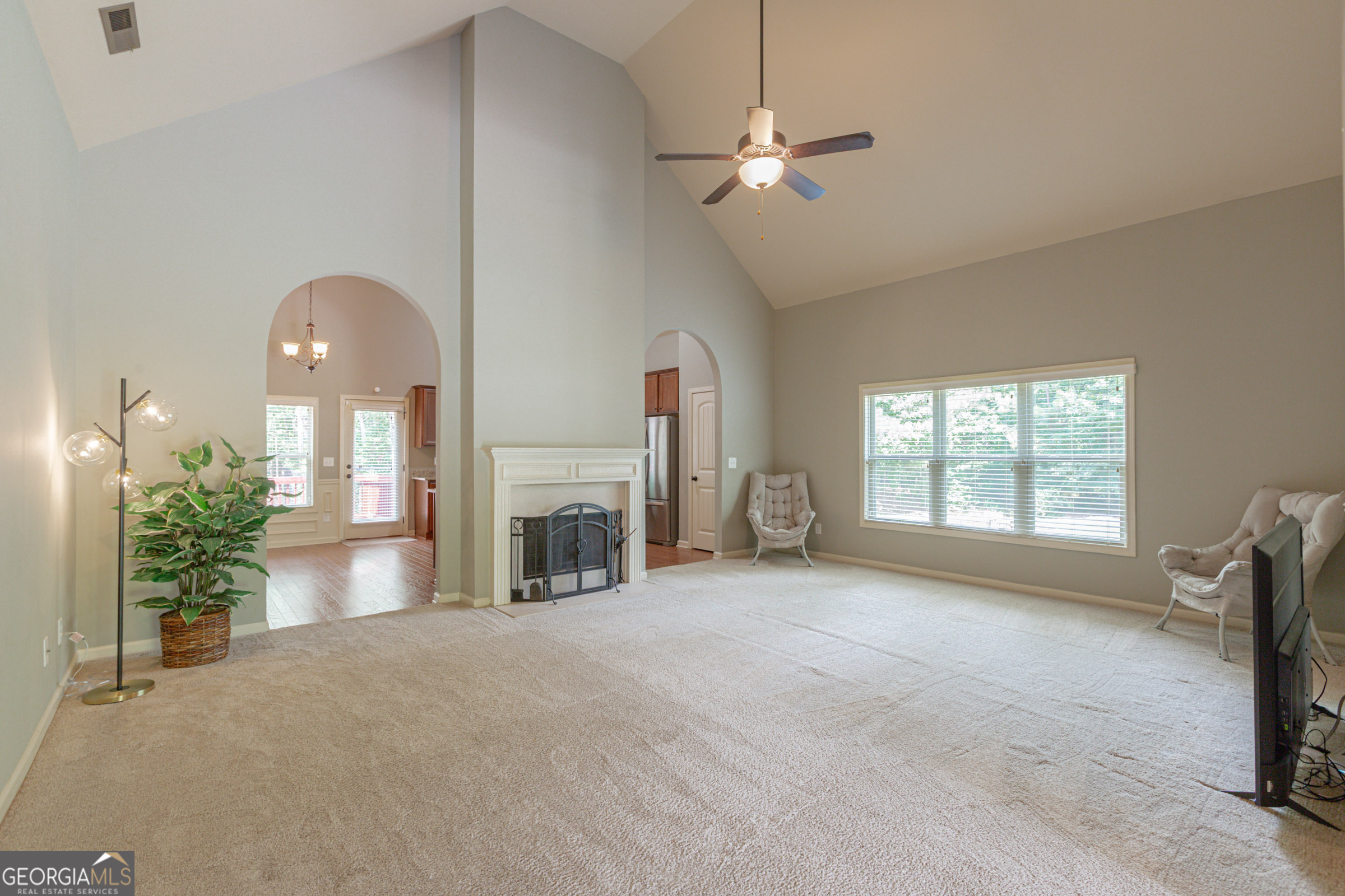 Senoia, Georgia, 30276, United States, 4 Bedrooms Bedrooms, ,3 BathroomsBathrooms,Residential,For Sale,1970203