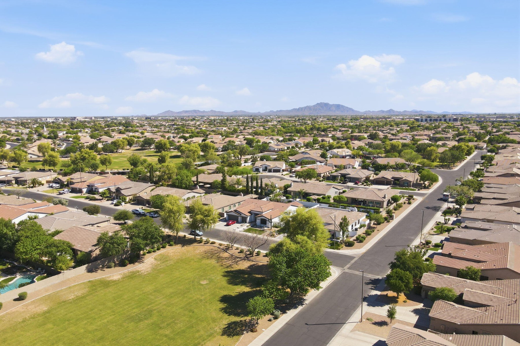  2552 S Jacob Street  Gilbert, AZ - 物件實景