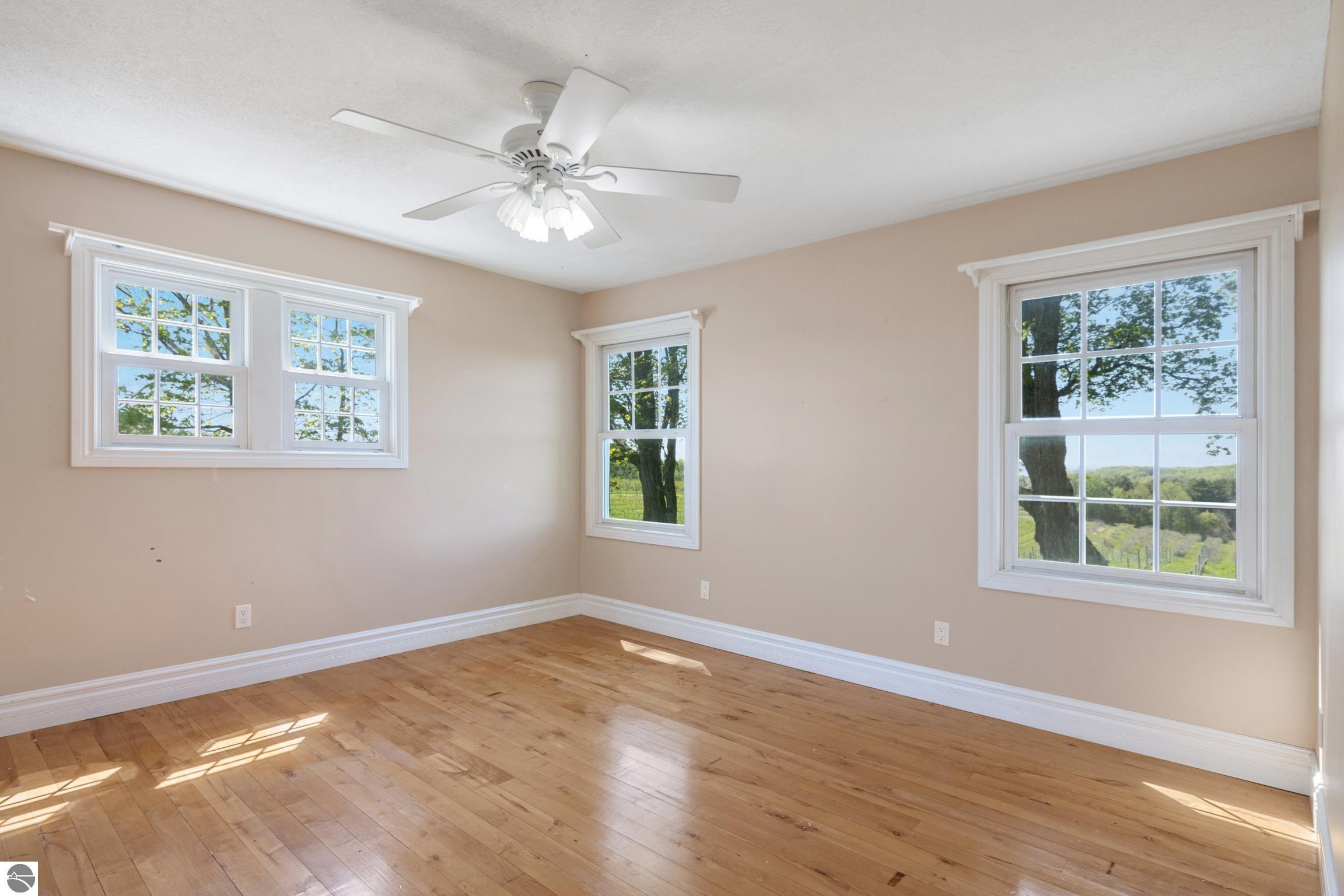 Traverse City, Michigan, 49686, United States, 4 Bedrooms Bedrooms, ,2 BathroomsBathrooms,Residential,For Sale,1914365