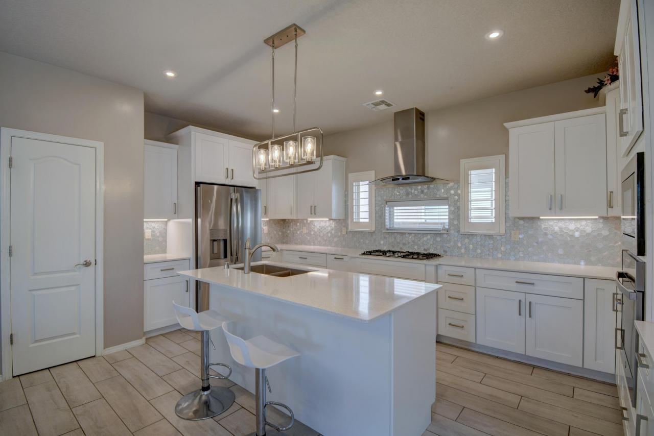 8612 LUNA VITA Court NE, Albuquerque, New Mexico, 87113, United States, 5 Bedrooms Bedrooms, ,3 BathroomsBathrooms,Residential,For Sale,8612 LUNA VITA Court NE,1616407