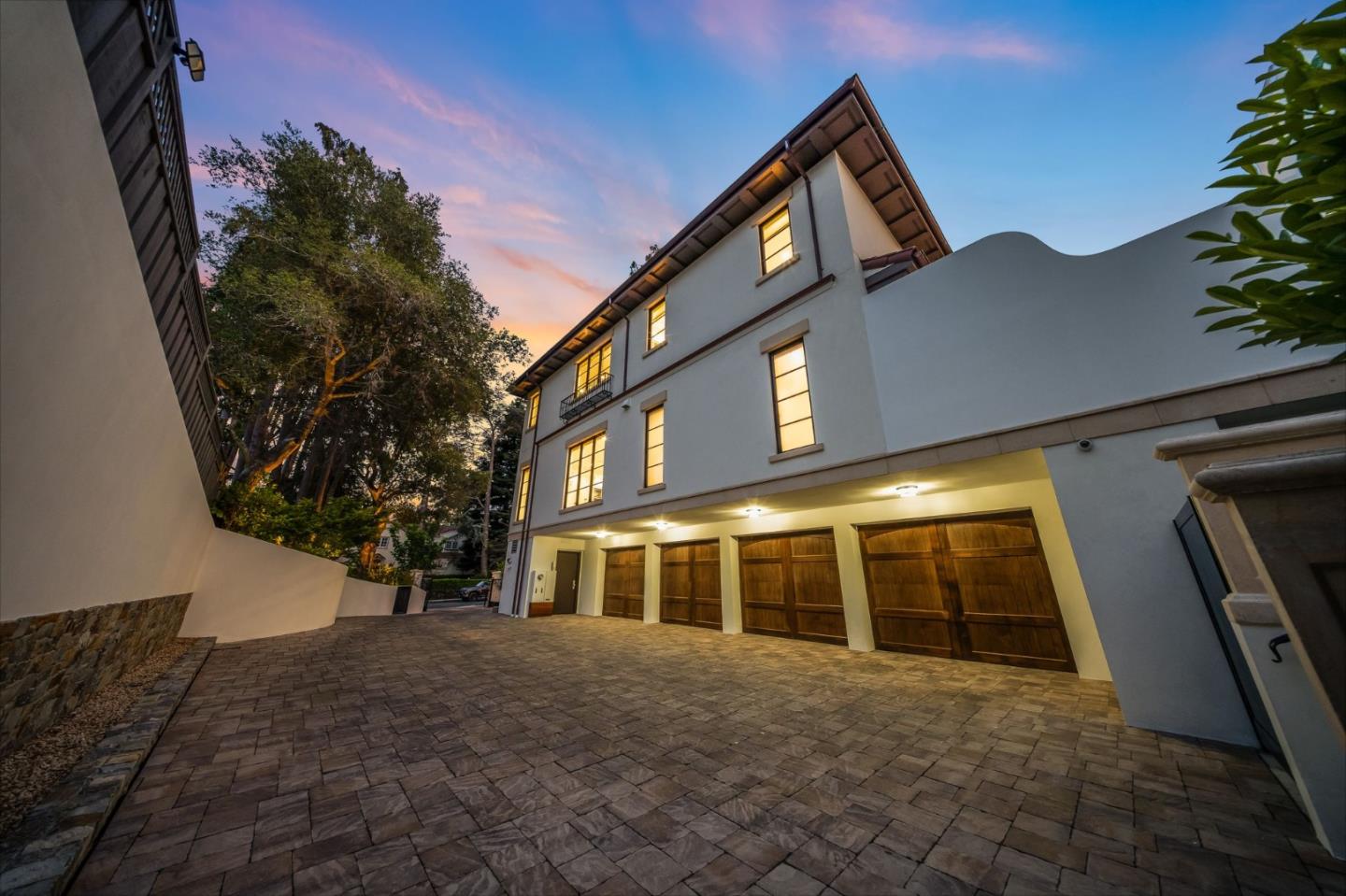 San Mateo, California, 94402, United States, 4 Bedrooms Bedrooms, ,6 BathroomsBathrooms,Residential,For Sale,1836989