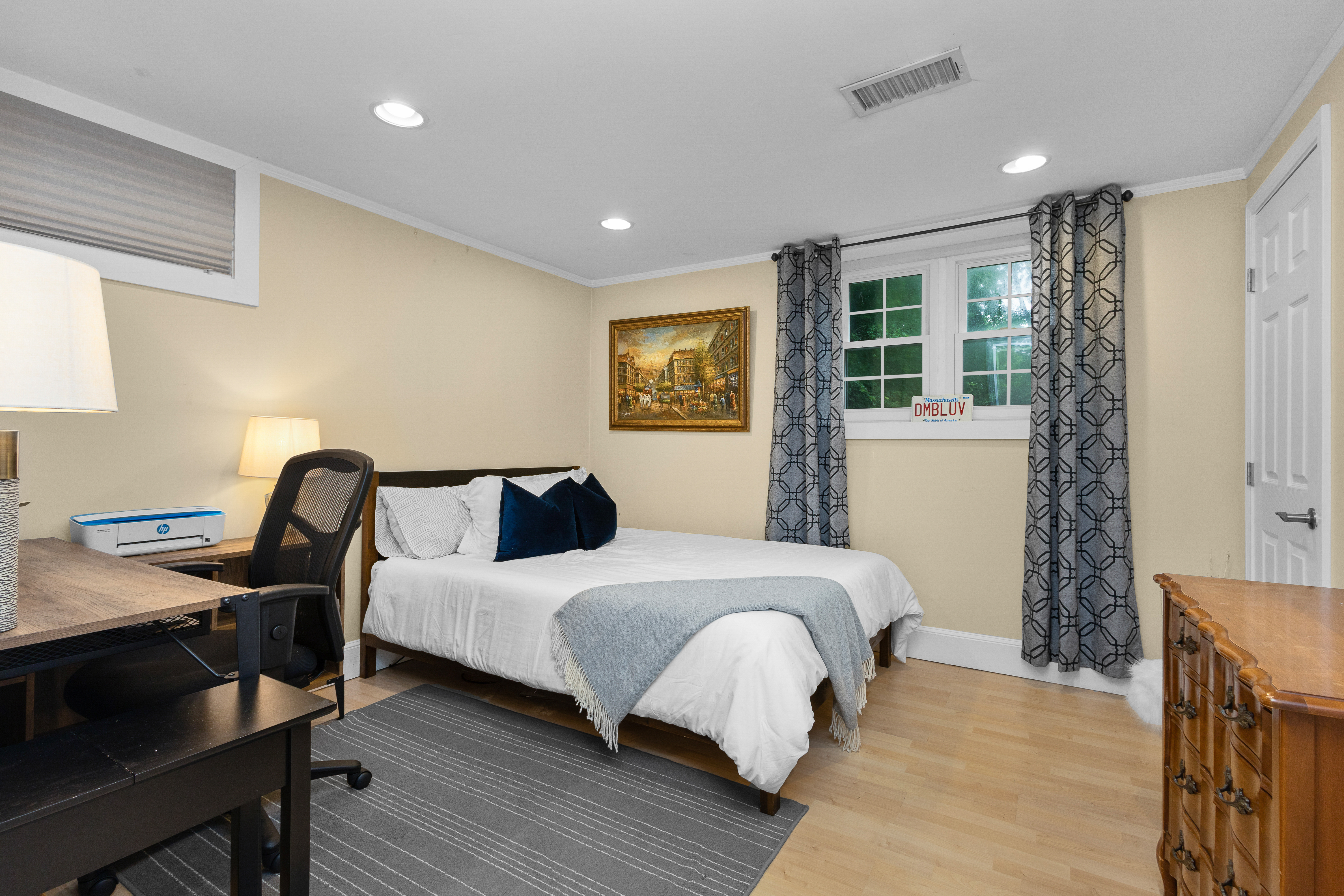  115 Walnut Street, Dedham, MA, 02026 - 物件實景