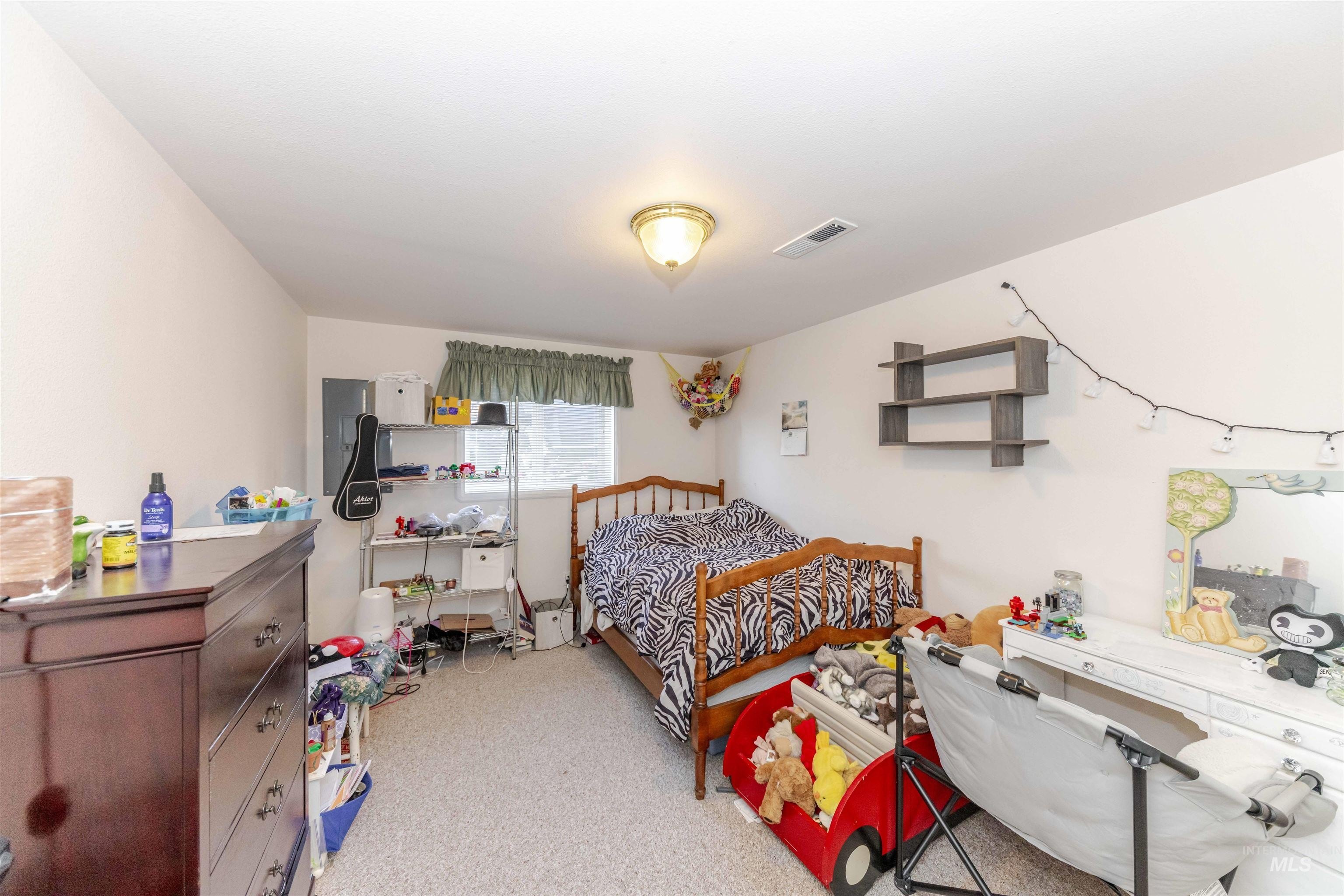 Lewiston, Idaho, 83501, United States, 4 Bedrooms Bedrooms, ,3 BathroomsBathrooms,Residential,For Sale,1936984