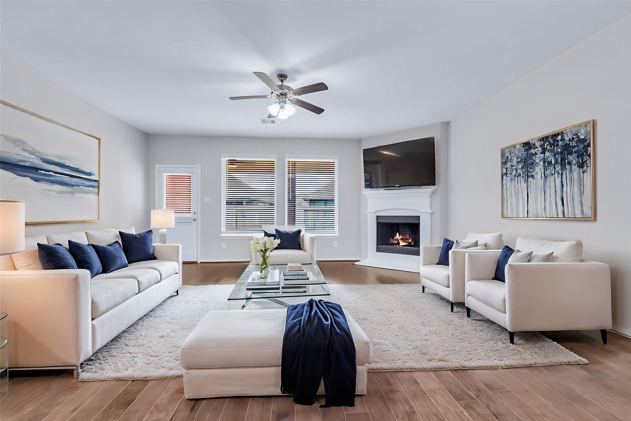 Conroe, Texas, 77384, United States, 4 Bedrooms Bedrooms, ,4 BathroomsBathrooms,Residential,For Sale,1995789