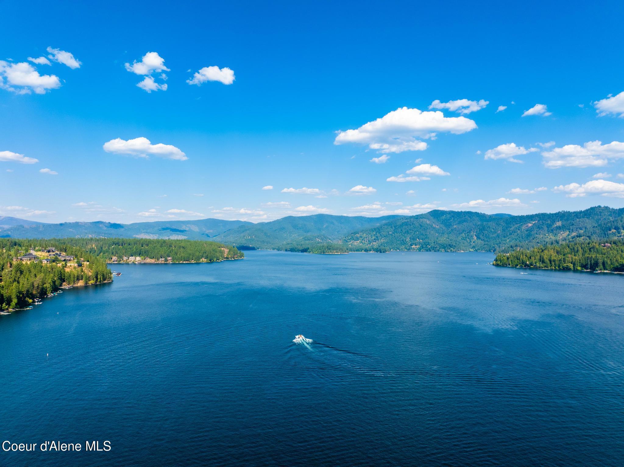 Hayden Lake, Idaho, 83835, United States, 4 Bedrooms Bedrooms, ,1 BathroomBathrooms,Residential,For Sale,1901077