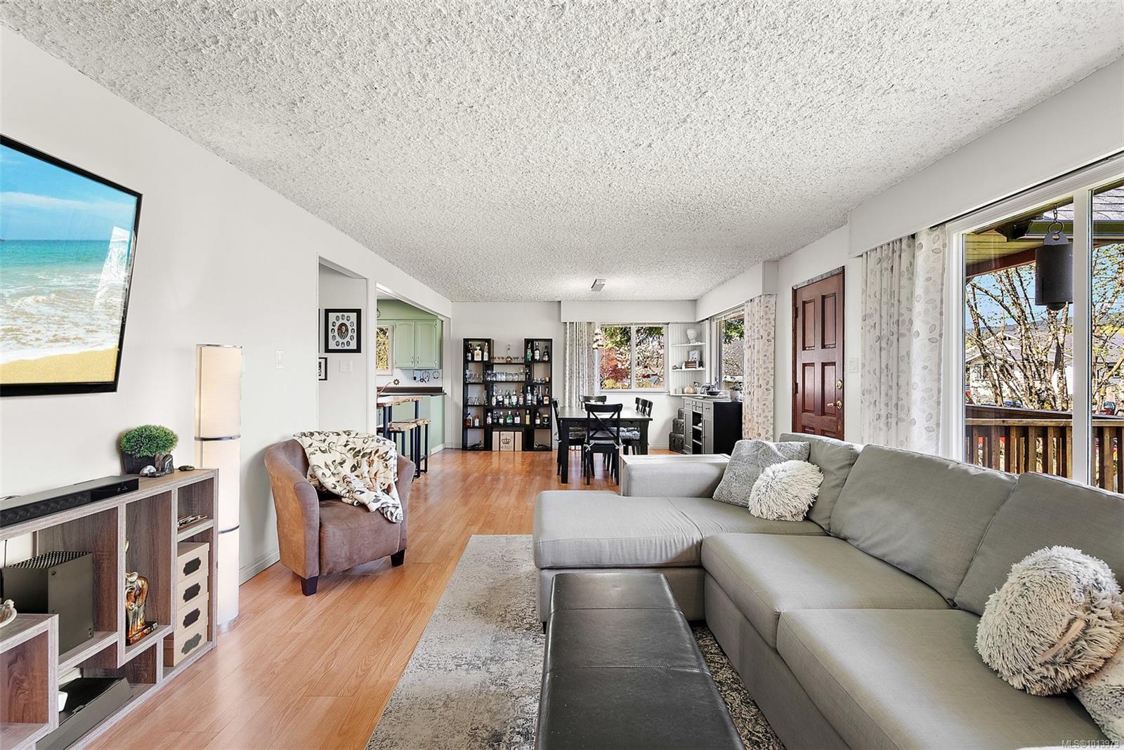 DUNCAN, British Columbia, V9L 6K5, CA, 4 Bedrooms Bedrooms, ,Residential,For Sale,1949581