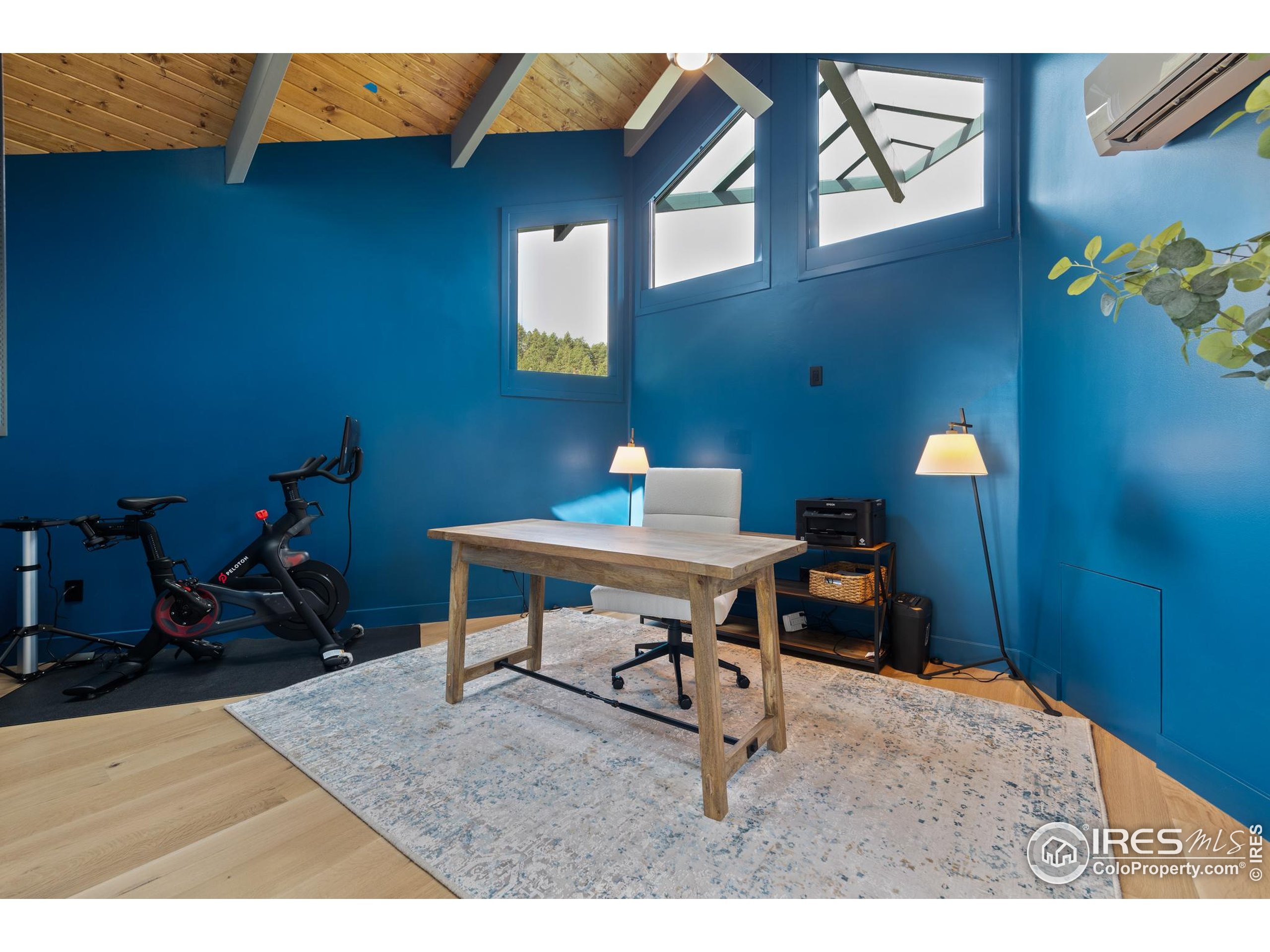 Boulder, Colorado, 80304, United States, 4 Bedrooms Bedrooms, ,3 BathroomsBathrooms,Residential,For Sale,1902087
