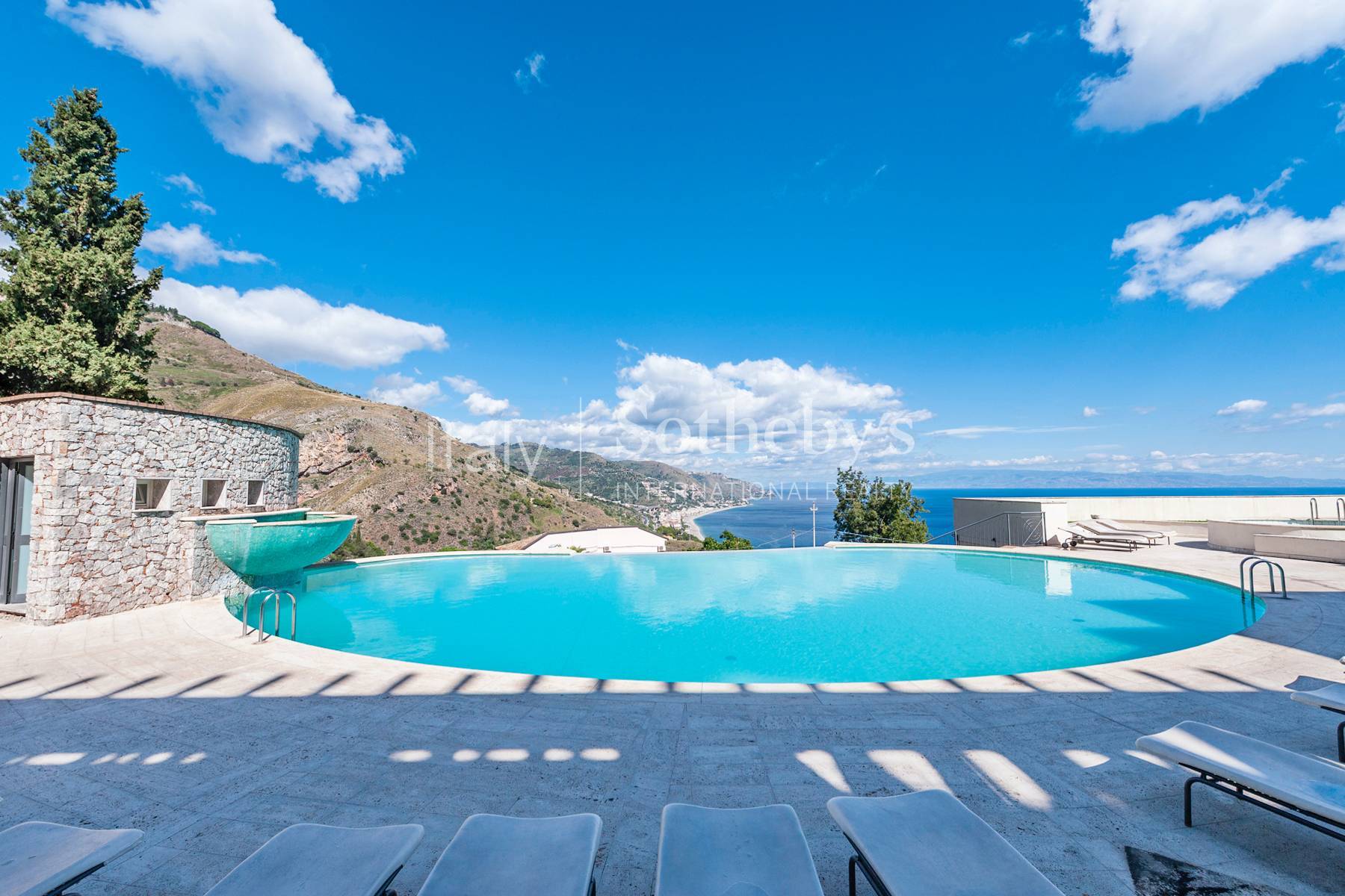  Apartment with sea view in an exclusive residence - 物件實景
