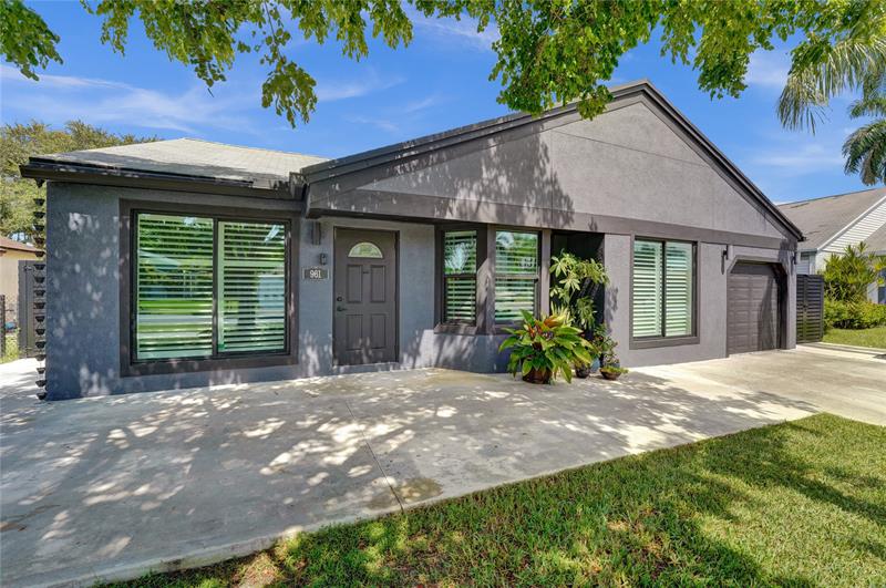 Davie, Florida, 33325, United States, 3 Bedrooms Bedrooms, ,2 BathroomsBathrooms,Residential,For Sale,1902836