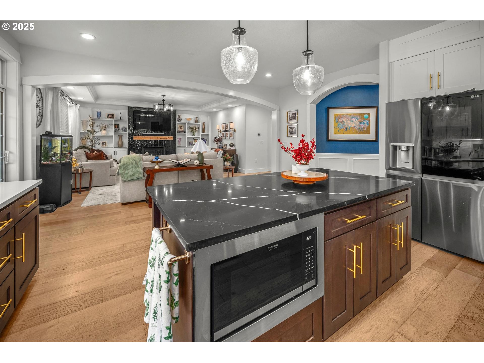 Portland, Oregon, 97223, United States, 4 Bedrooms Bedrooms, ,3 BathroomsBathrooms,Residential,For Sale,1991848