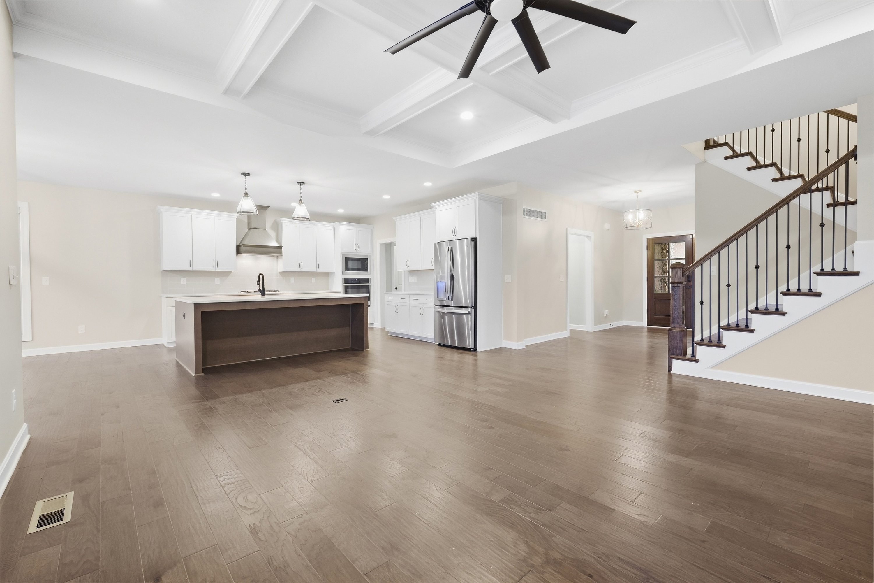  2008 Scenic Lakes Drive, Louisville, KY 40245 - 物件實景