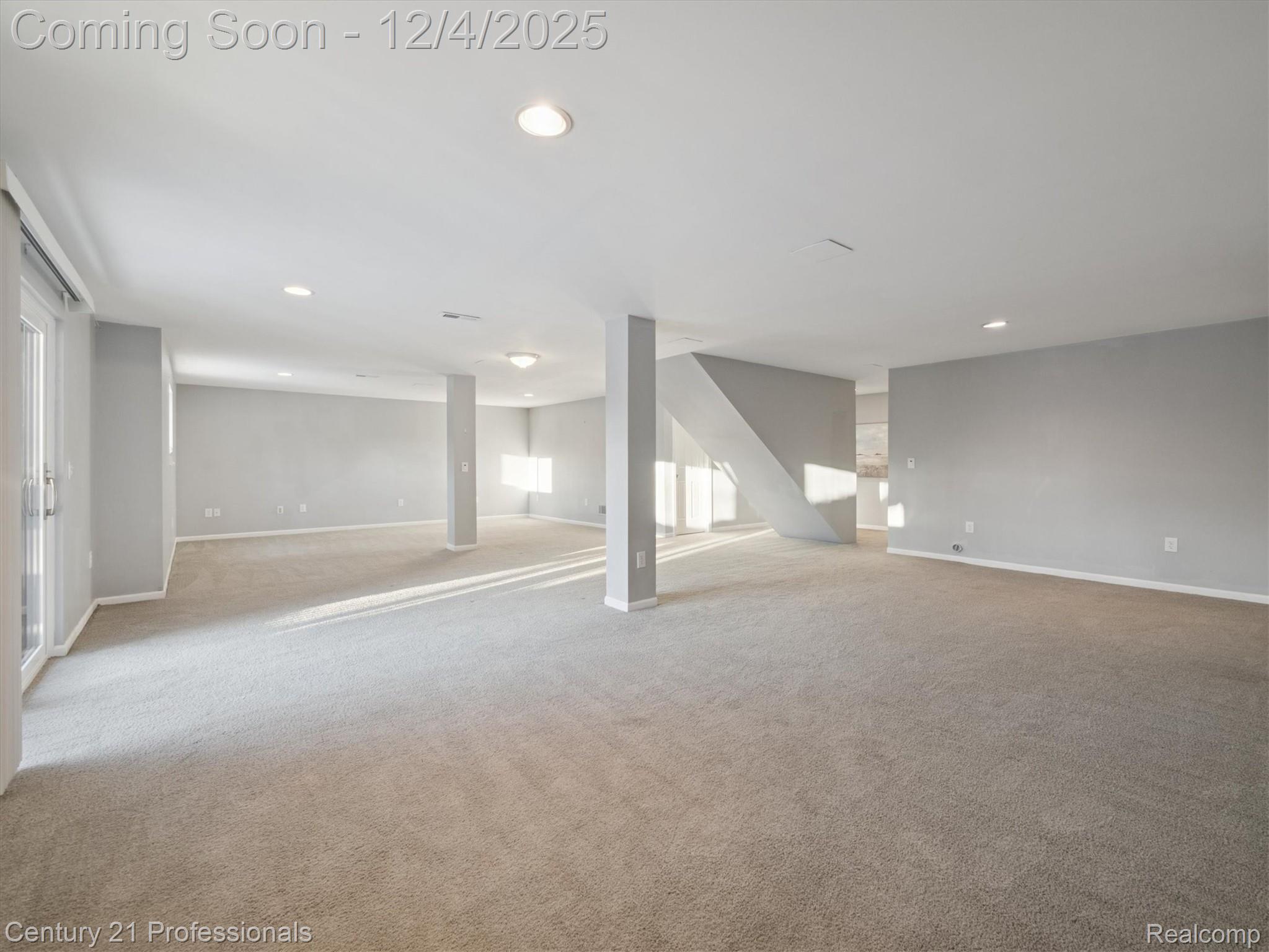 Orion, Michigan, 48360, United States, 4 Bedrooms Bedrooms, ,4 BathroomsBathrooms,Residential,For Sale,2001208