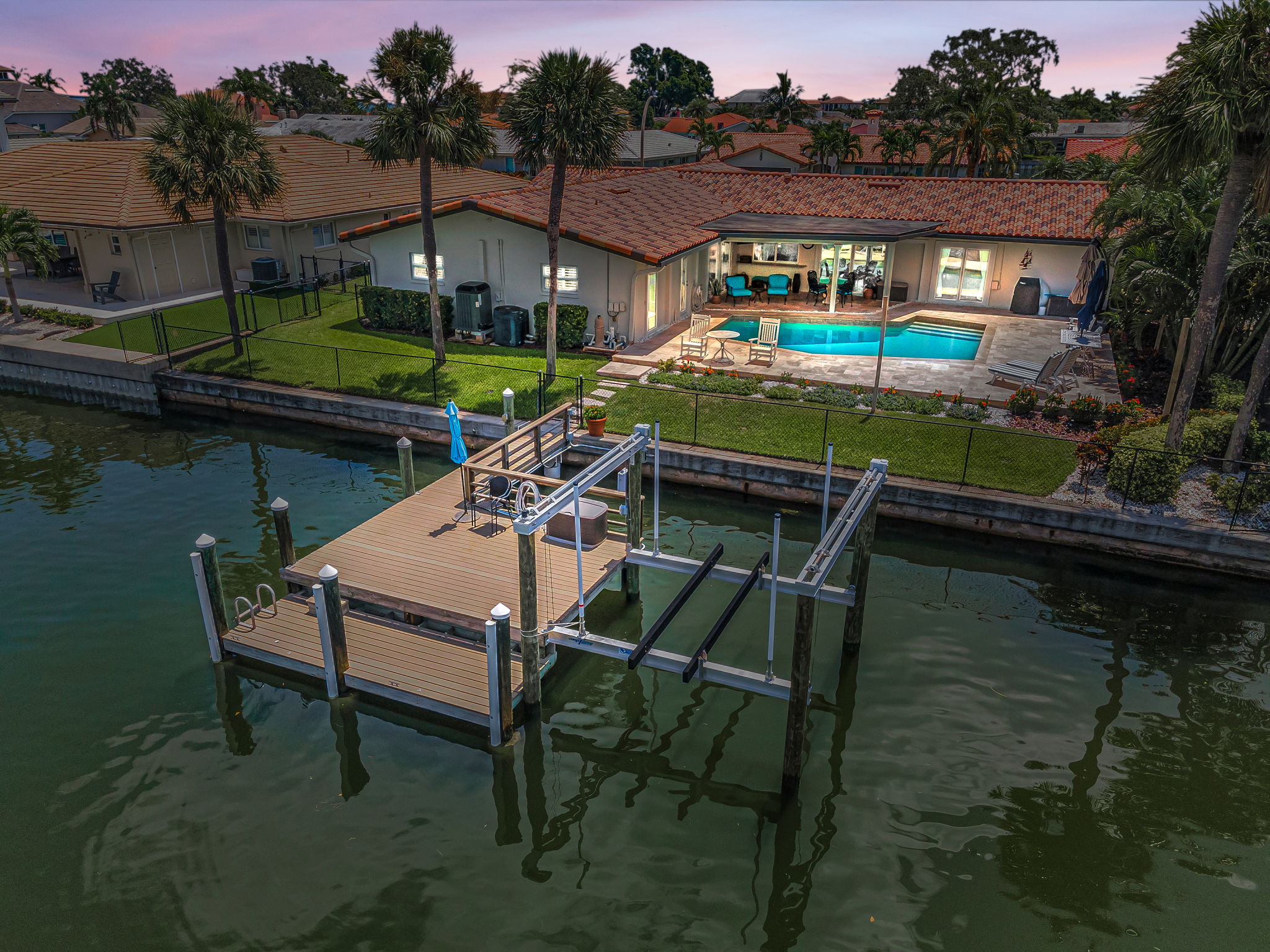 St Petersburg, Florida, 33703, United States, 4 Bedrooms Bedrooms, ,3 BathroomsBathrooms,Residential,For Sale,1978536