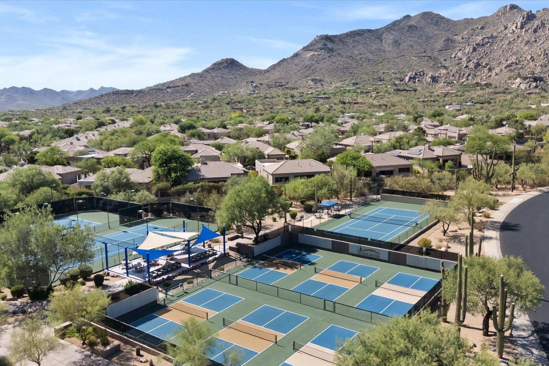  7156 E Thirsty Cactus Lane ¦ Scottsdale, AZ - 物件實景