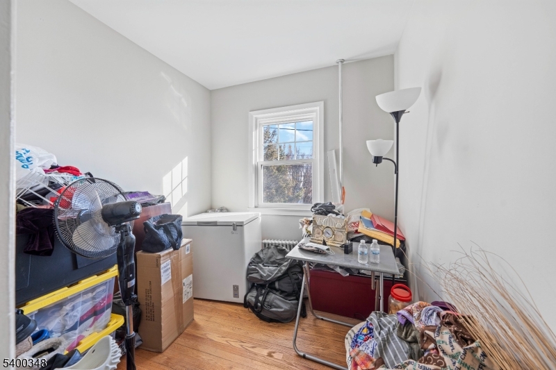 Bloomfield Twp., New Jersey, 07003, United States, 6 Bedrooms Bedrooms, ,3 BathroomsBathrooms,Residential,For Sale,2003277