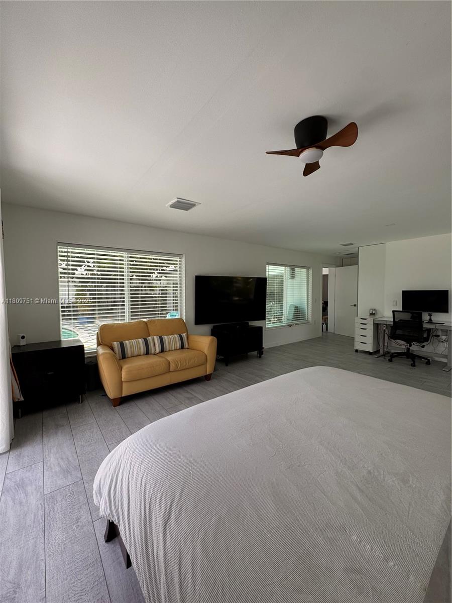 Pompano Beach, Florida, 33060, United States, 2 Bedrooms Bedrooms, ,2 BathroomsBathrooms,Residential,For Sale,1829168