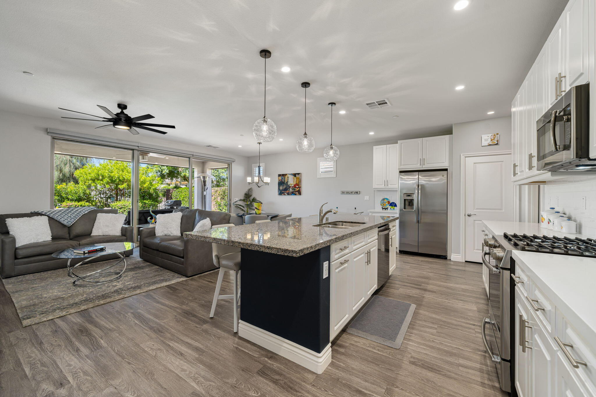 Indio, California, 92201, United States, 2 Bedrooms Bedrooms, ,2 BathroomsBathrooms,Residential,For Sale,1906875