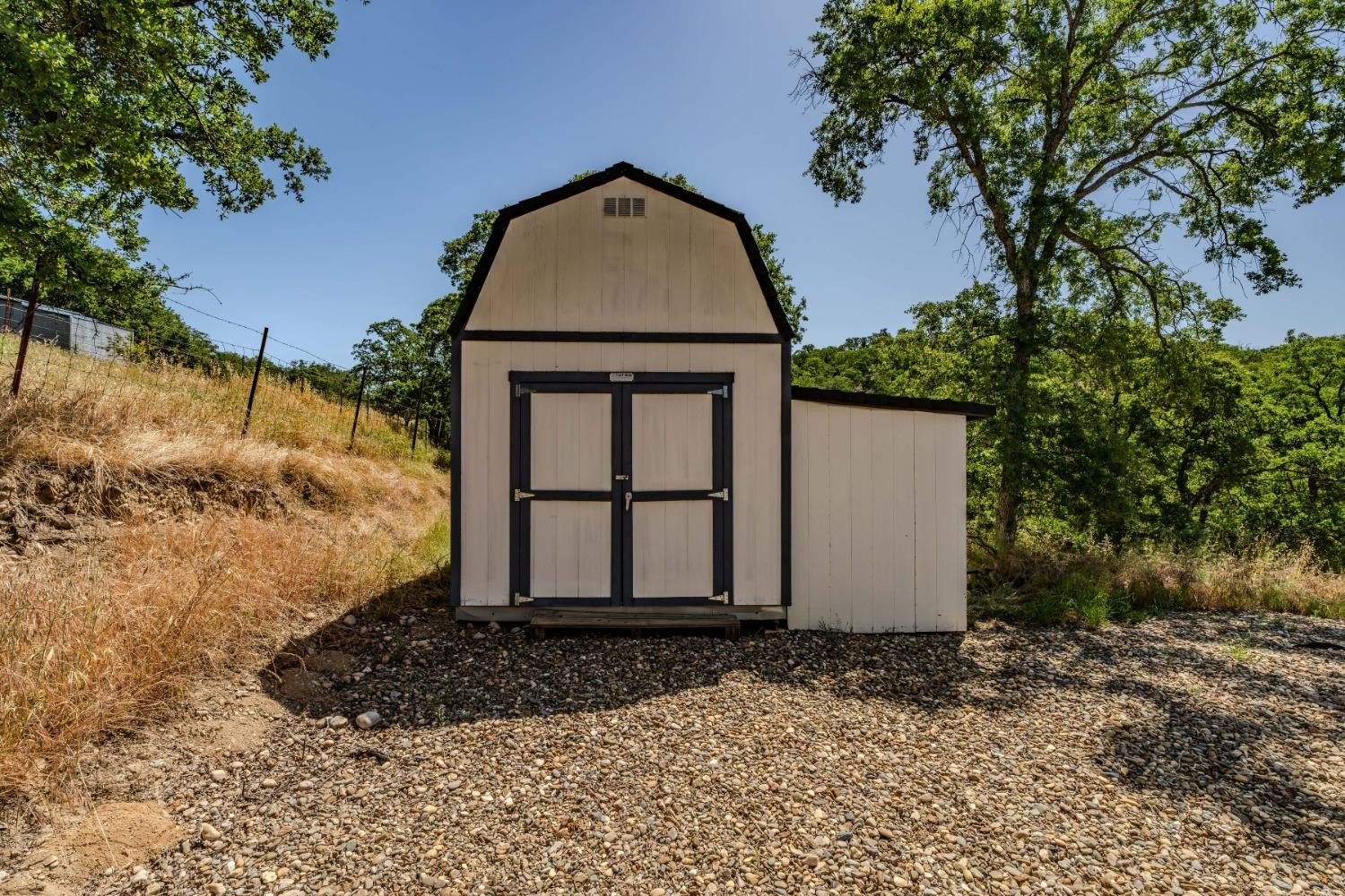 Valley Springs, California, 95252, United States, 3 Bedrooms Bedrooms, ,2 BathroomsBathrooms,Residential,For Sale,1944920