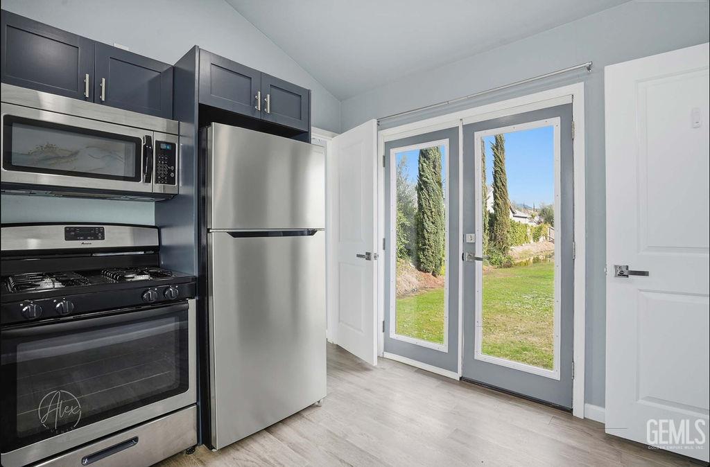 Bakersfield, California, 93306, United States, 3 Bedrooms Bedrooms, ,2 BathroomsBathrooms,Residential,For Sale,2005993