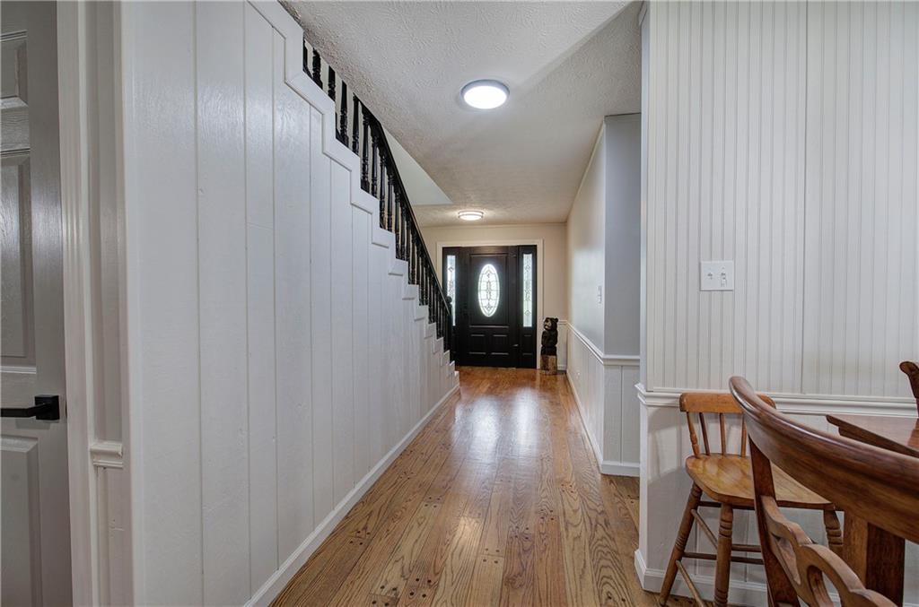 Adairsville, Georgia, 30103, United States, 3 Bedrooms Bedrooms, ,3 BathroomsBathrooms,Residential,For Sale,1848966