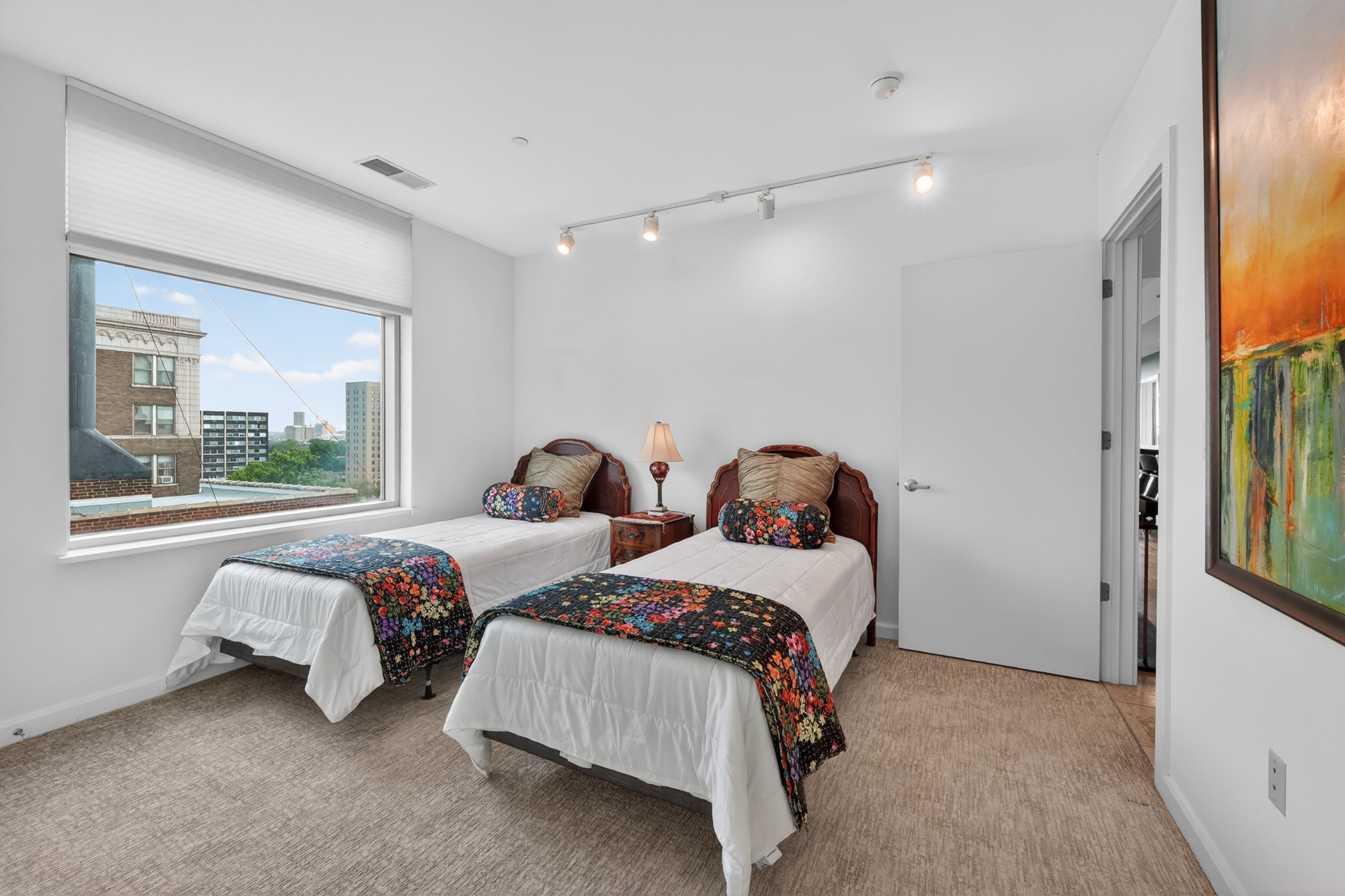  Luxury Sky-High Living in the Heart of Central West End - 物件實景