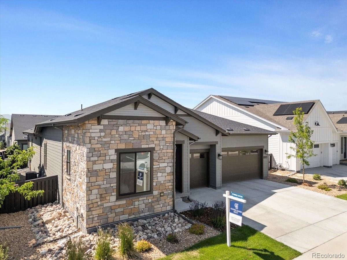 Littleton, Colorado, 80125, United States, 4 Bedrooms Bedrooms, ,4 BathroomsBathrooms,Residential,For Sale,1857685