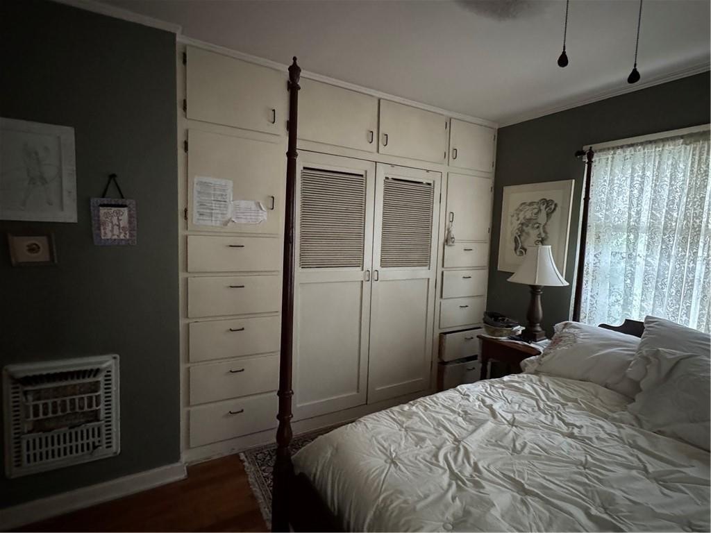 Fayetteville, Arkansas, 72701, United States, 2 Bedrooms Bedrooms, ,2 BathroomsBathrooms,Residential,For Sale,1980541