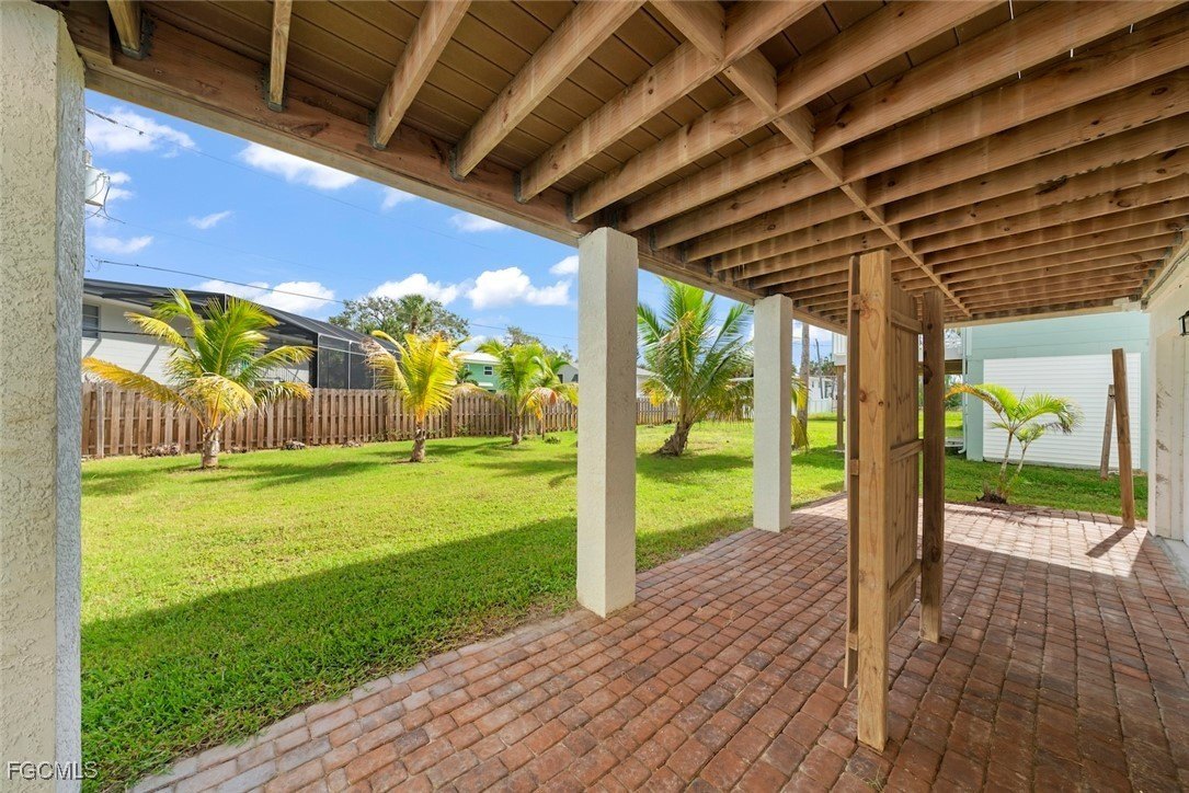 Fort Myers Beach, Florida, 33931, United States, 2 Bedrooms Bedrooms, ,1 BathroomBathrooms,Residential,For Sale,1983185