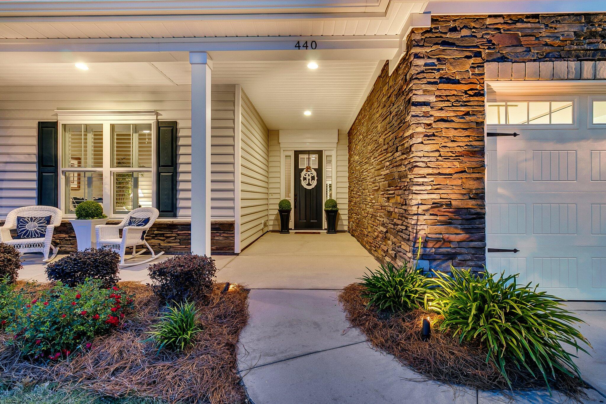 Summerville, South Carolina, 29486, United States, 3 Bedrooms Bedrooms, ,3 BathroomsBathrooms,Residential,For Sale,1784160