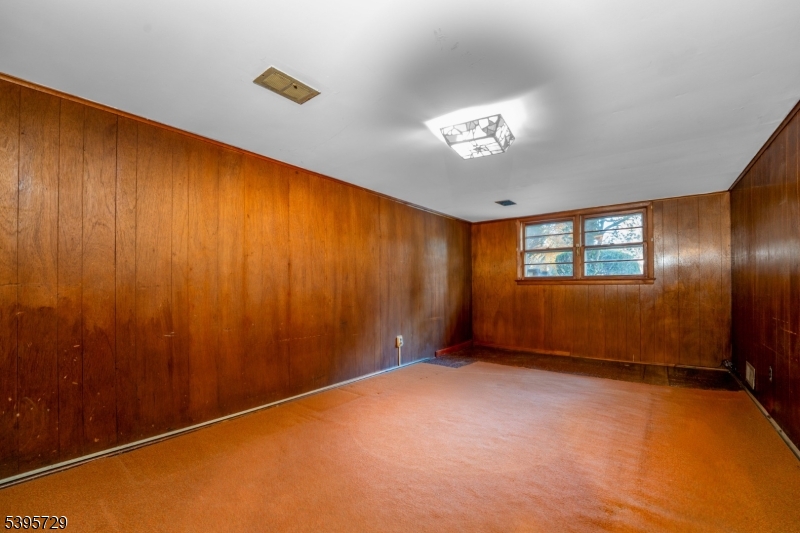 Readington Twp., New Jersey, 08822, United States, 4 Bedrooms Bedrooms, ,2 BathroomsBathrooms,Residential,For Sale,1989694