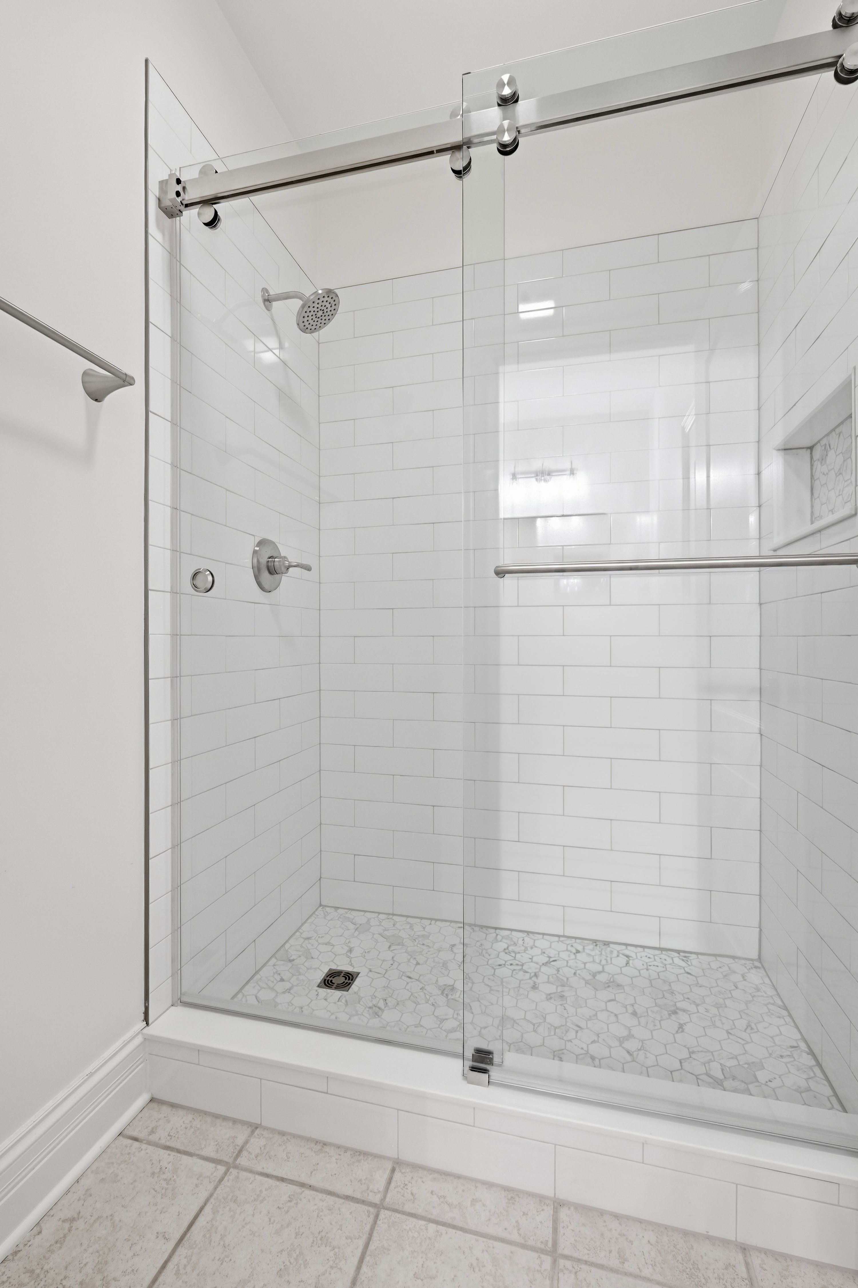  5601 Thurman Road, Louisville, KY 40299 - 物件實景