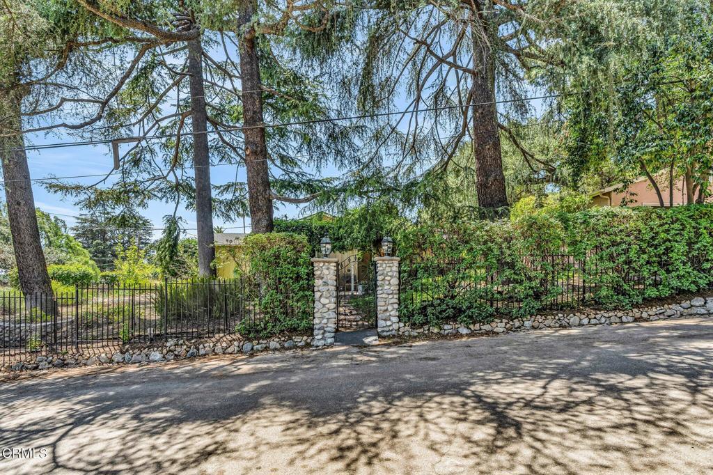 Altadena, California, 91001, United States, 3 Bedrooms Bedrooms, ,3 BathroomsBathrooms,Residential,For Sale,1903574