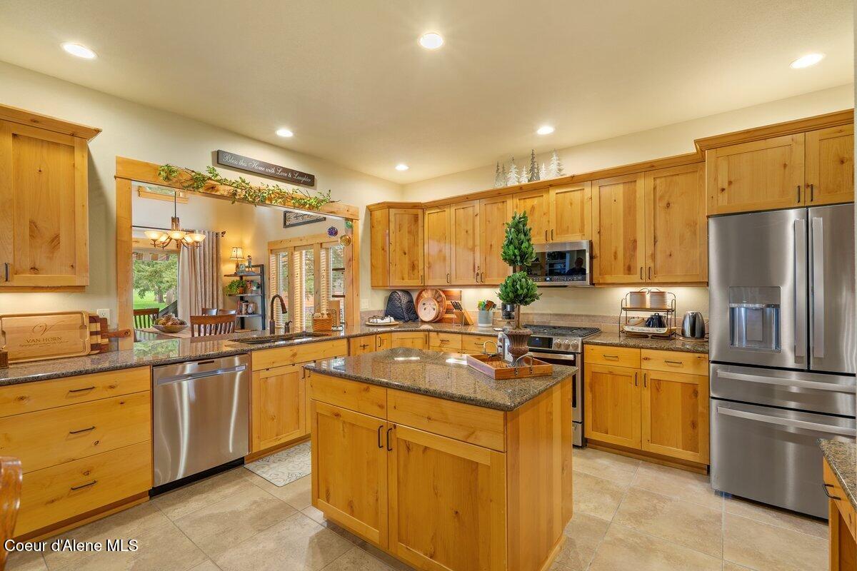 Blanchard, Idaho, 83804, United States, 2 Bedrooms Bedrooms, ,4 BathroomsBathrooms,Residential,For Sale,2040699