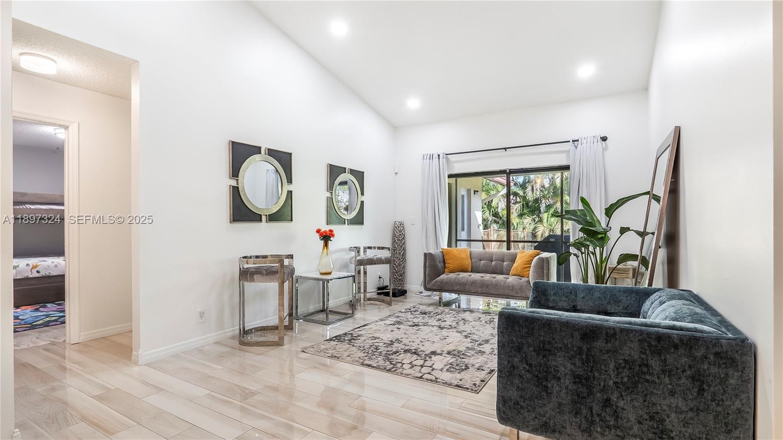 Coral Springs, Florida, 33065, United States, 3 Bedrooms Bedrooms, ,2 BathroomsBathrooms,Residential,For Sale,1993306