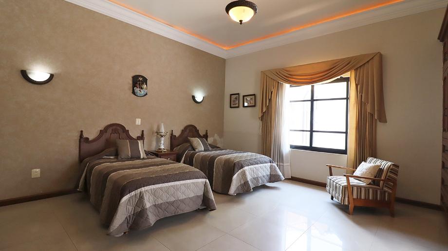 Retorno, Morelia, Michoacán de Ocampo, 58080, Mexico, 3 Bedrooms Bedrooms, ,3 BathroomsBathrooms,Residential,For Sale,Retorno,1554257