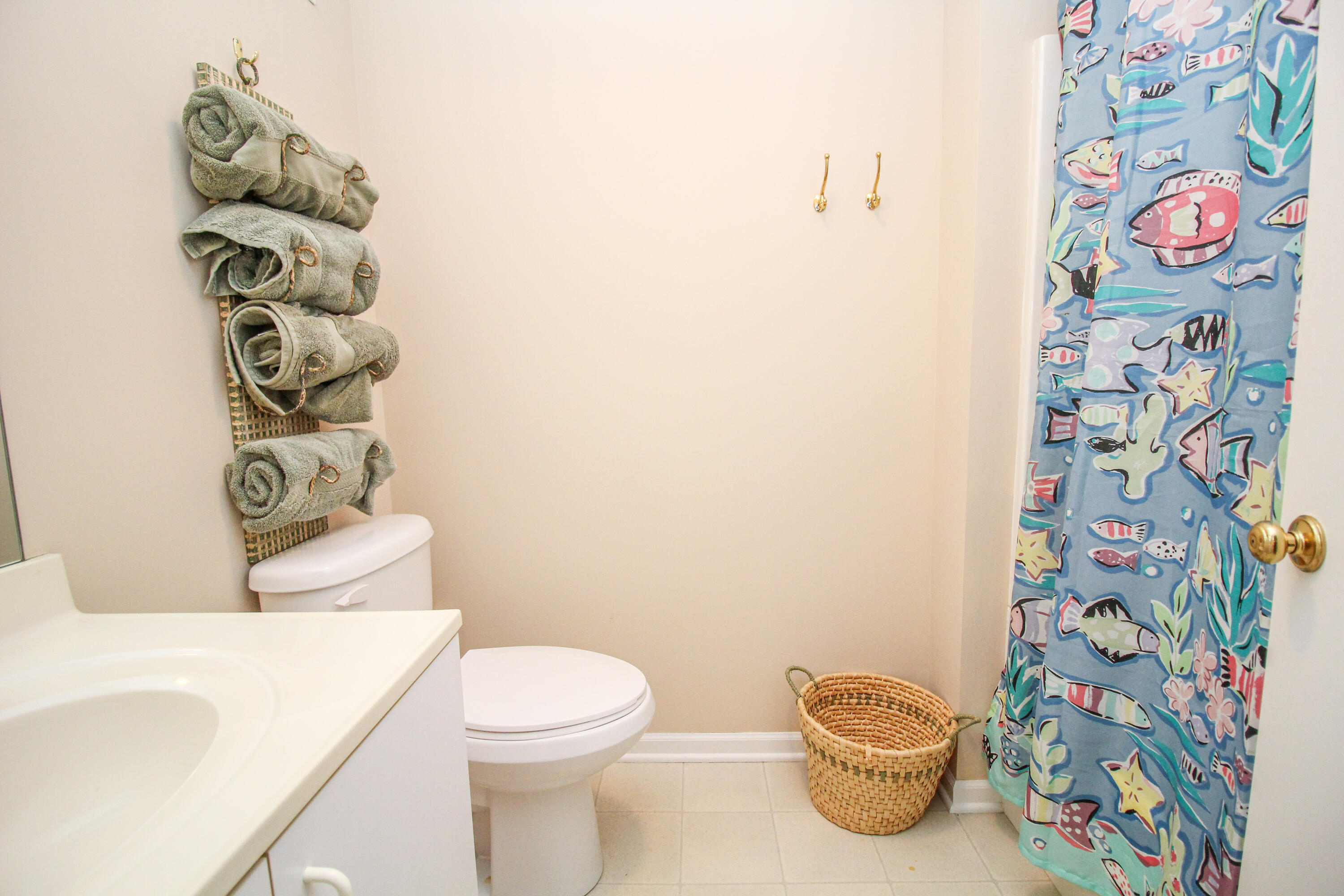 South Haven, Michigan, 49090, United States, 3 Bedrooms Bedrooms, ,4 BathroomsBathrooms,Residential,For Sale,1982825