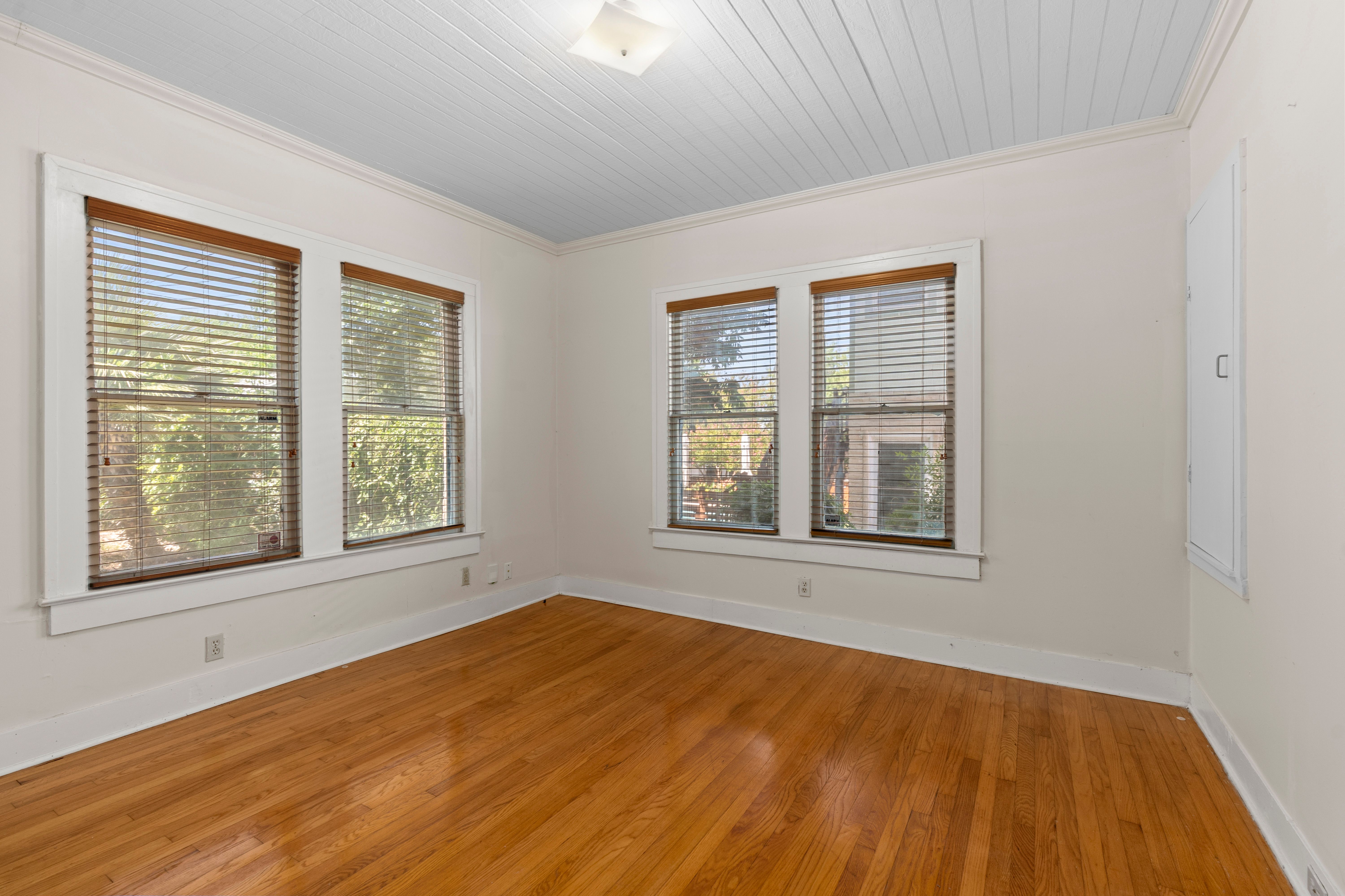  Great Investment Opportunity in Mahncke Park - 物件實景