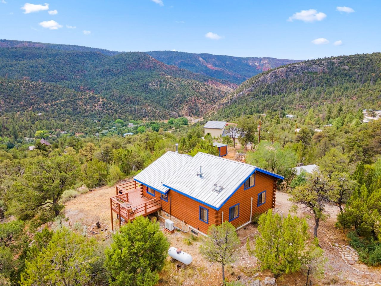 Jemez Springs, New Mexico, 87025, United States, 3 Bedrooms Bedrooms, ,3 BathroomsBathrooms,Residential,For Sale,1912004