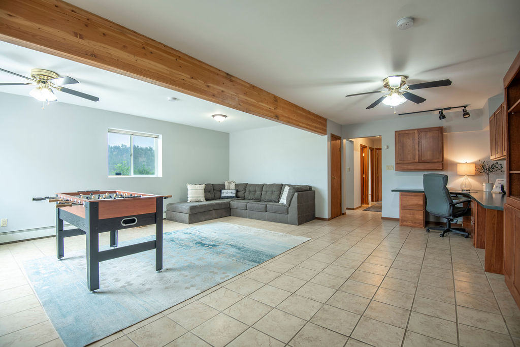 Clancy, Montana, 59634, United States, 4 Bedrooms Bedrooms, ,3 BathroomsBathrooms,Residential,For Sale,1860734