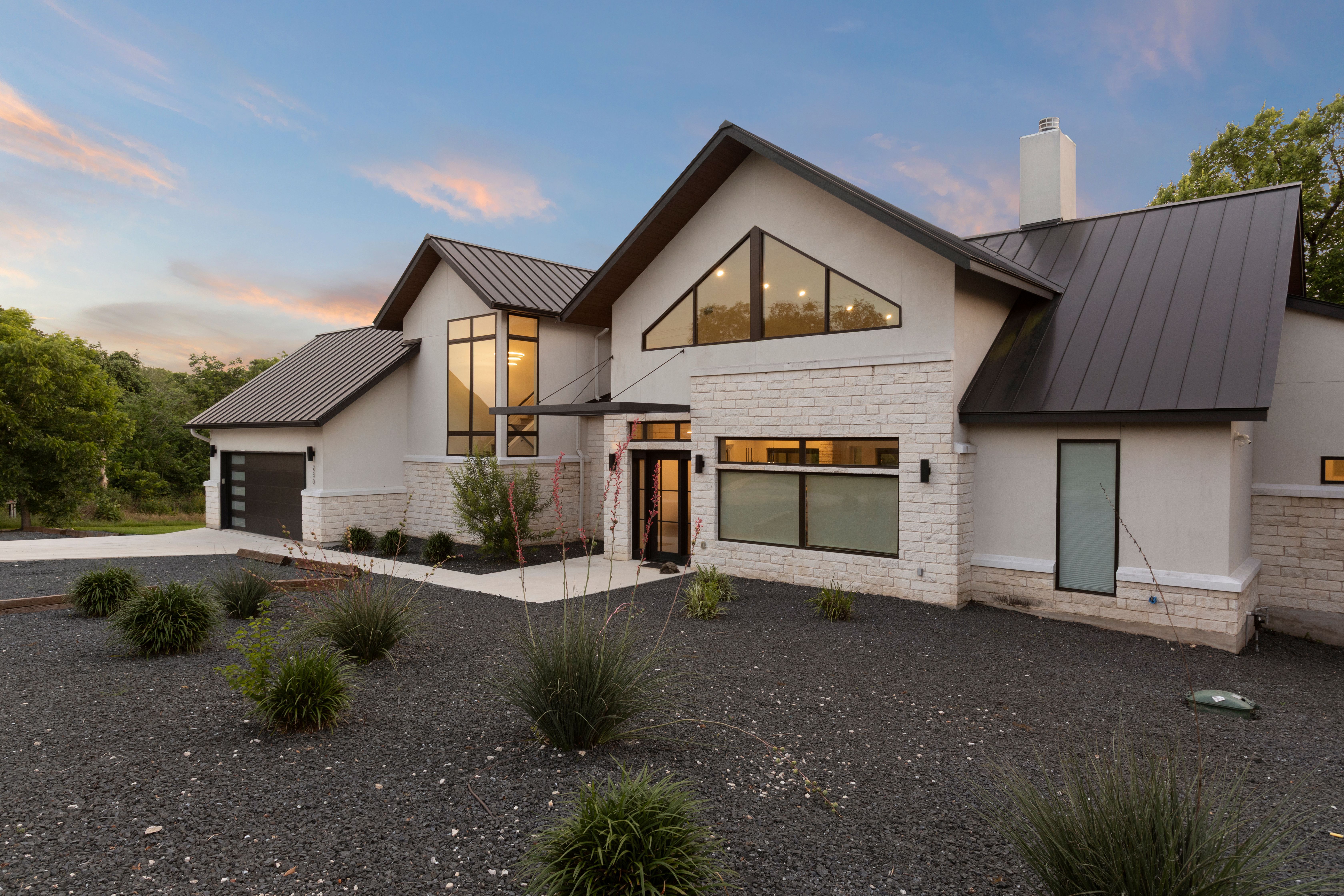  Lakefront Luxury Designed to Perform - 物件實景