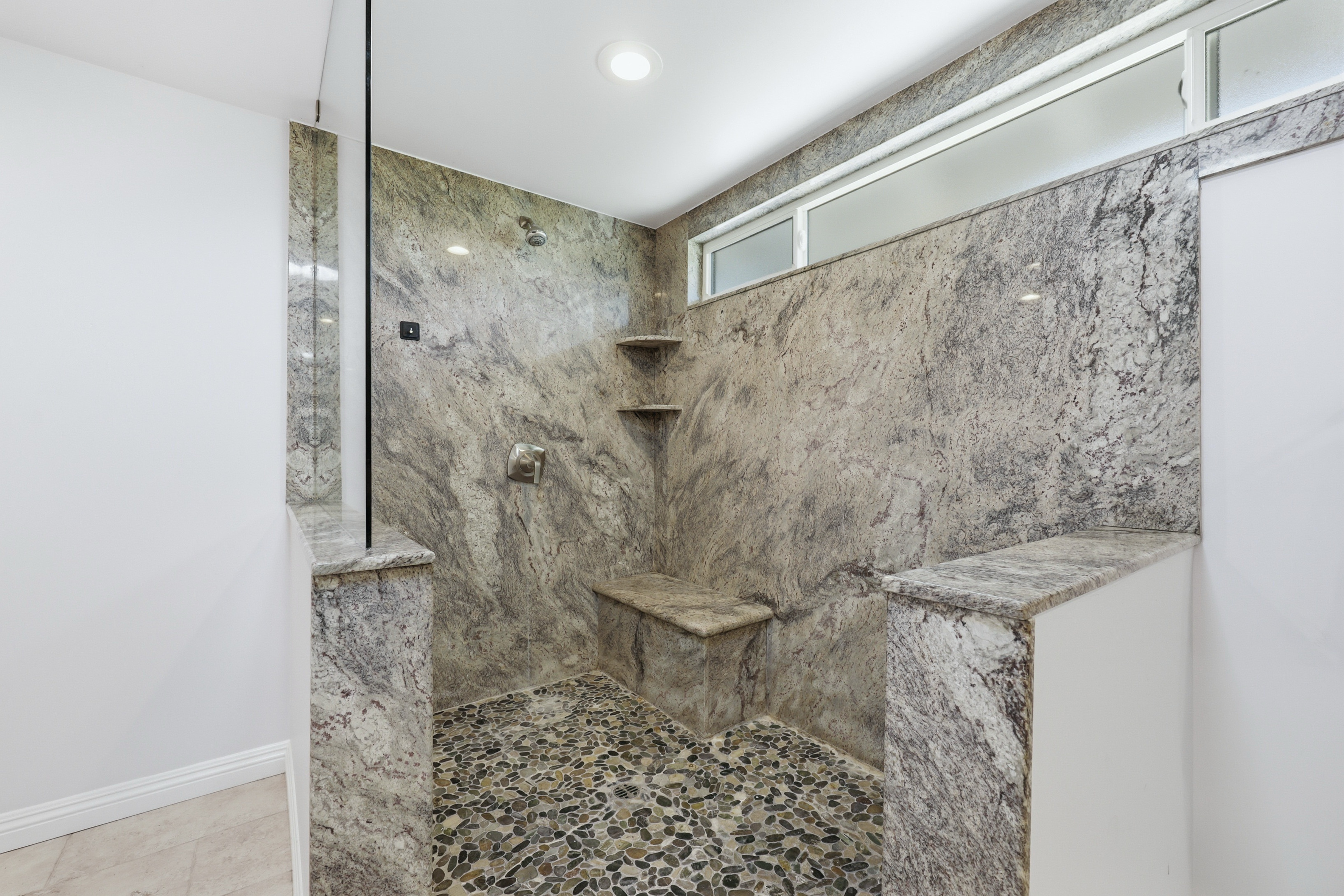  585 Otero Court, Camarillo, CA 93010 - 物件實景