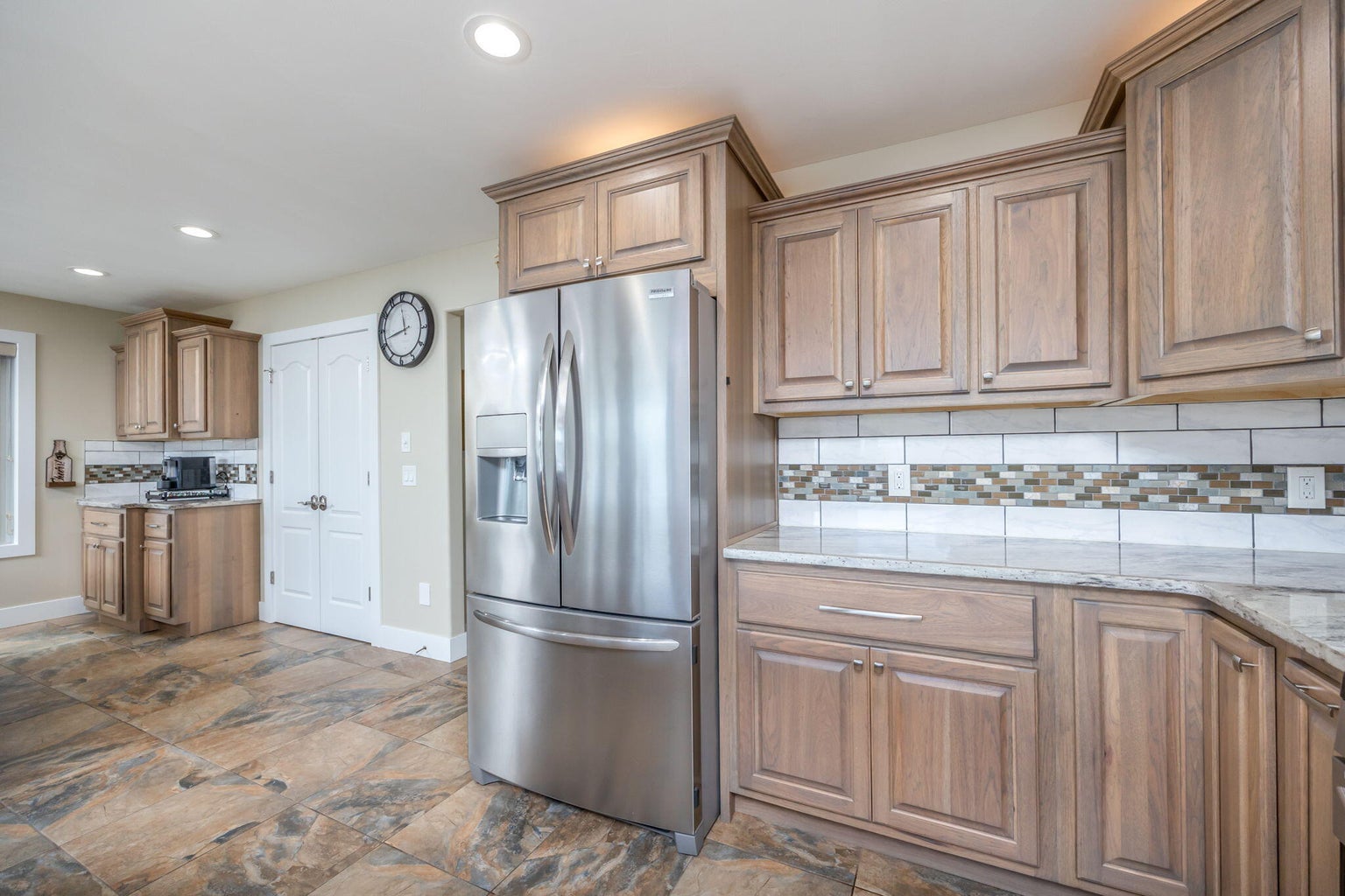 Canadian Lakes, Michigan, 49346, United States, 7 Bedrooms Bedrooms, ,5 BathroomsBathrooms,Residential,For Sale,1765643