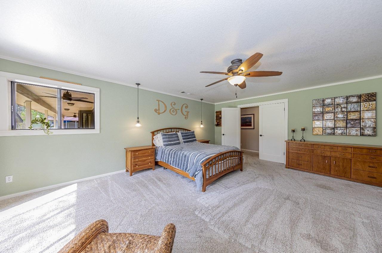 Oakhurst, California, 93644, United States, 3 Bedrooms Bedrooms, ,3 BathroomsBathrooms,Residential,For Sale,1977364